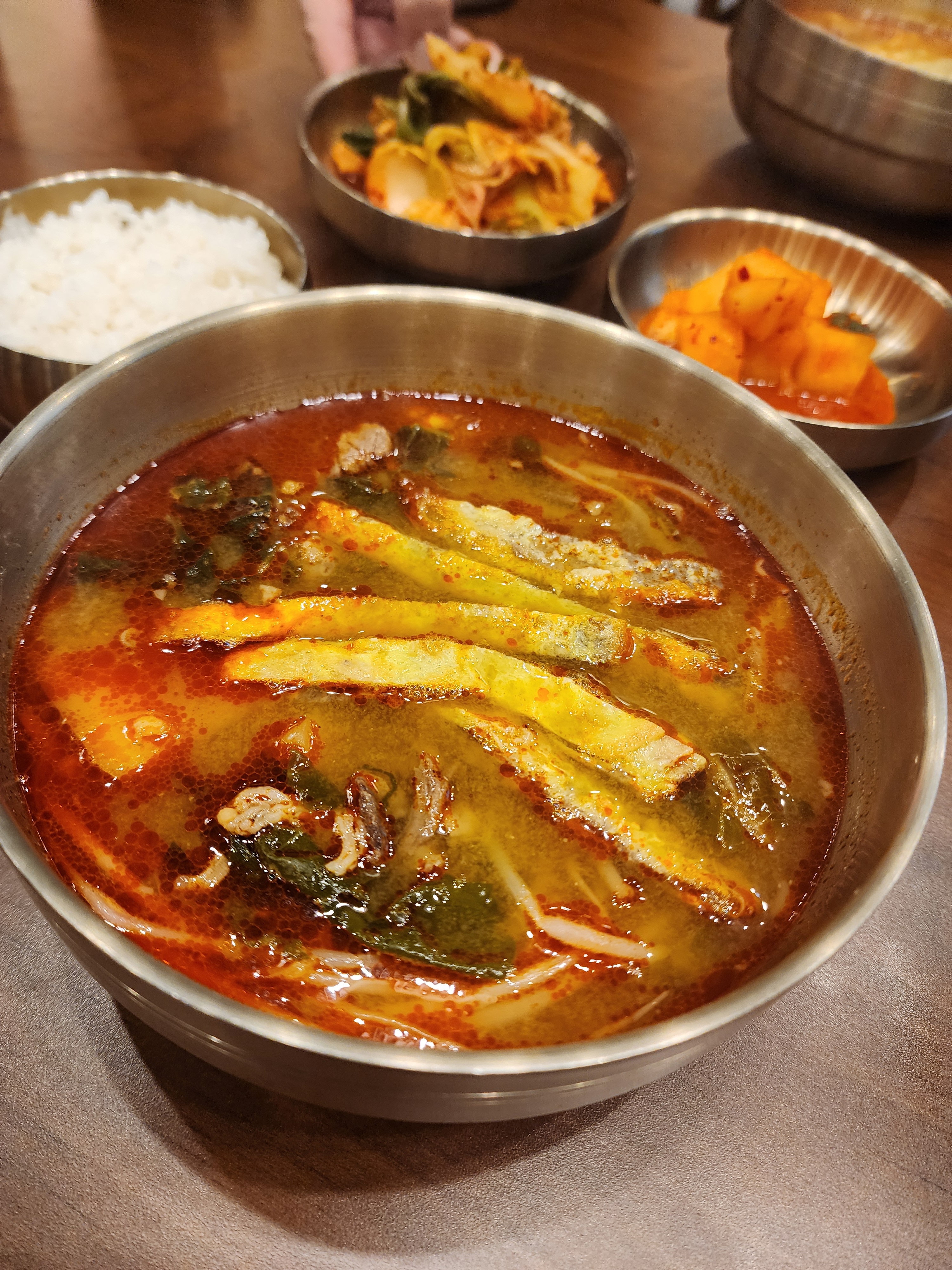 을큰하니 맛있어요ㅜㅜ - 불당동 맛집 육전국밥 천안불당점