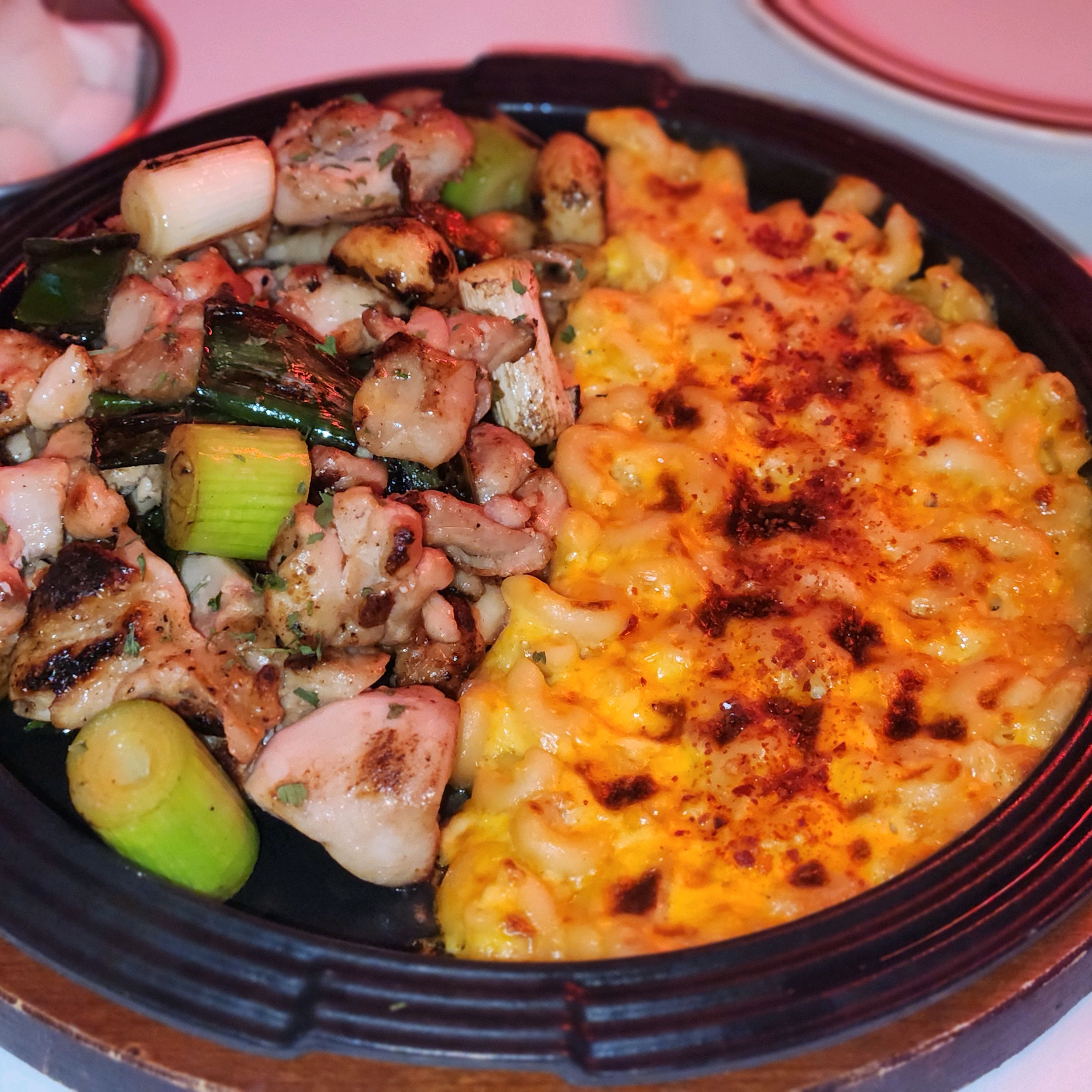 미국펍 갬성 분위기 좋고 음악 좋고 음식도 맛있어요 - 천호동 맛집 토이즈나
