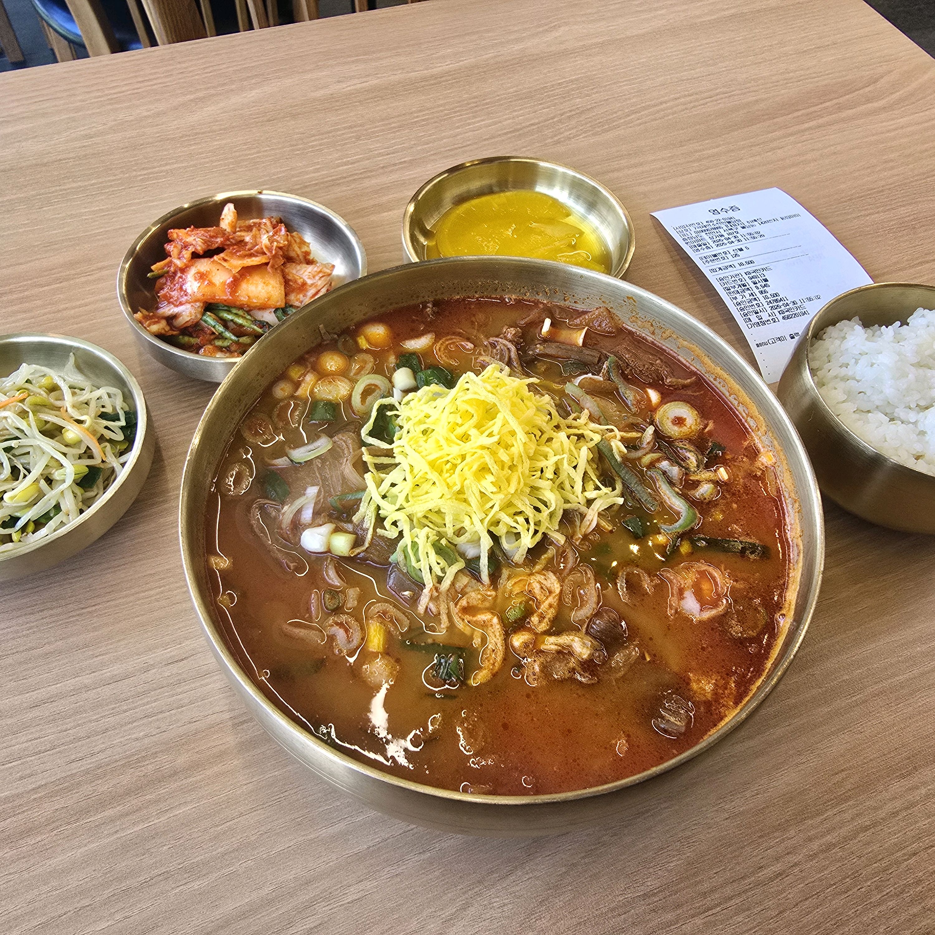 회사 점심시간에 종종 찾는 식당입니다. - 불당동 맛집 7곡제면소 천안불당점