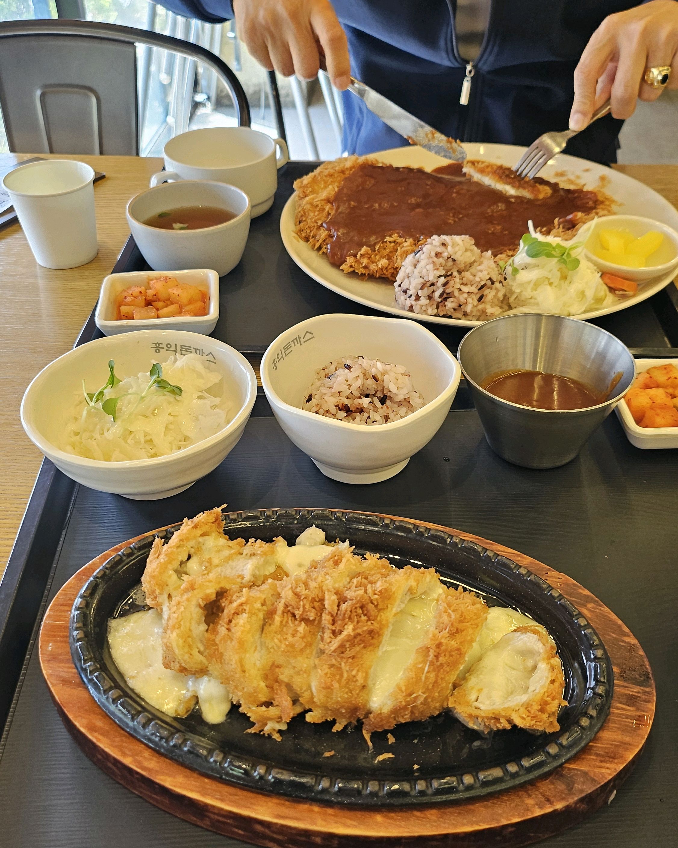 아빠가 왕돈가스 드시고 싶다고 해서 방문했습니다. - 운양동 맛집 홍익돈까스 김포운양점