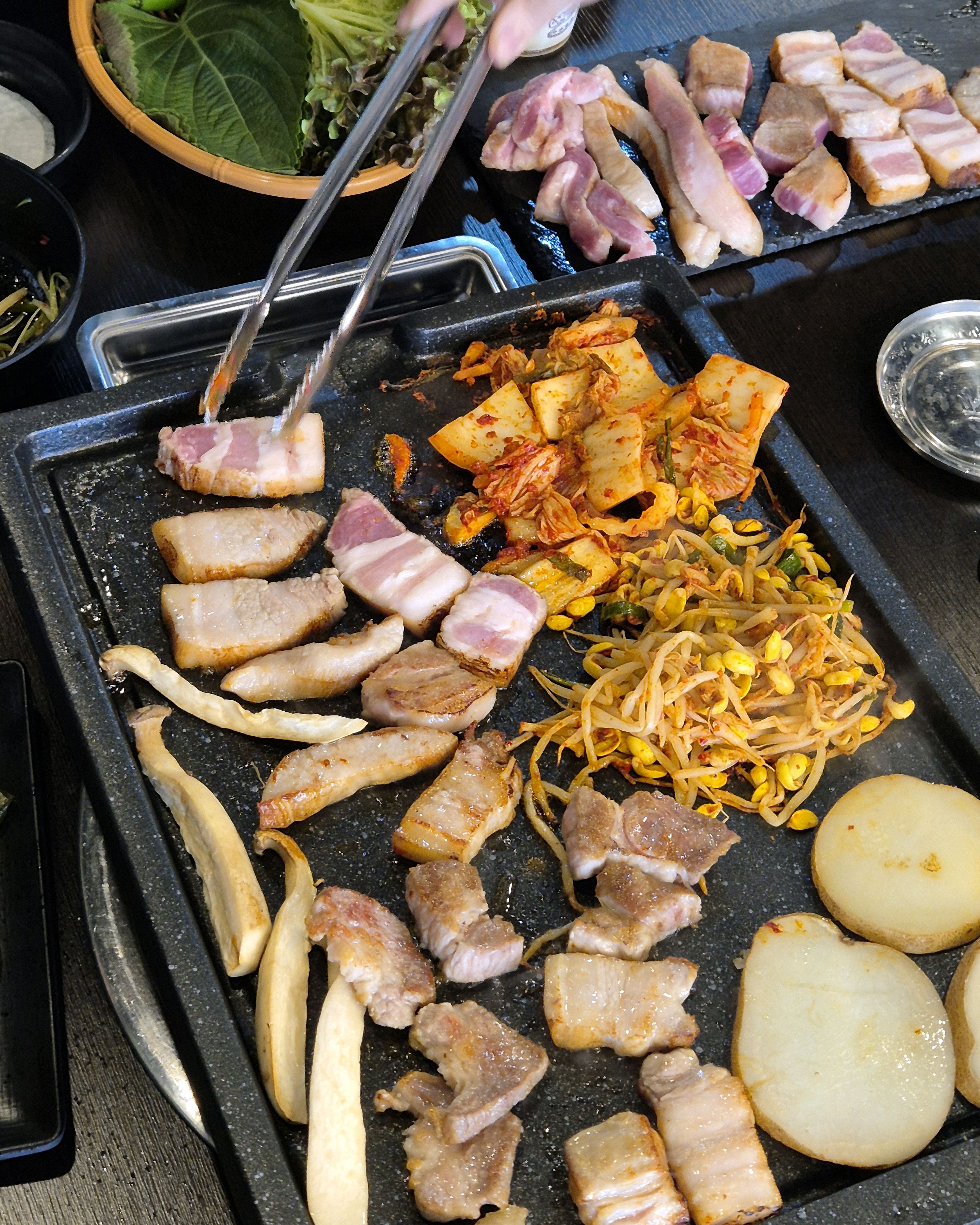 친구 셋이 가서 너무 맛있게 먹었어요! - 구월동 맛집 정돈집 구월본점