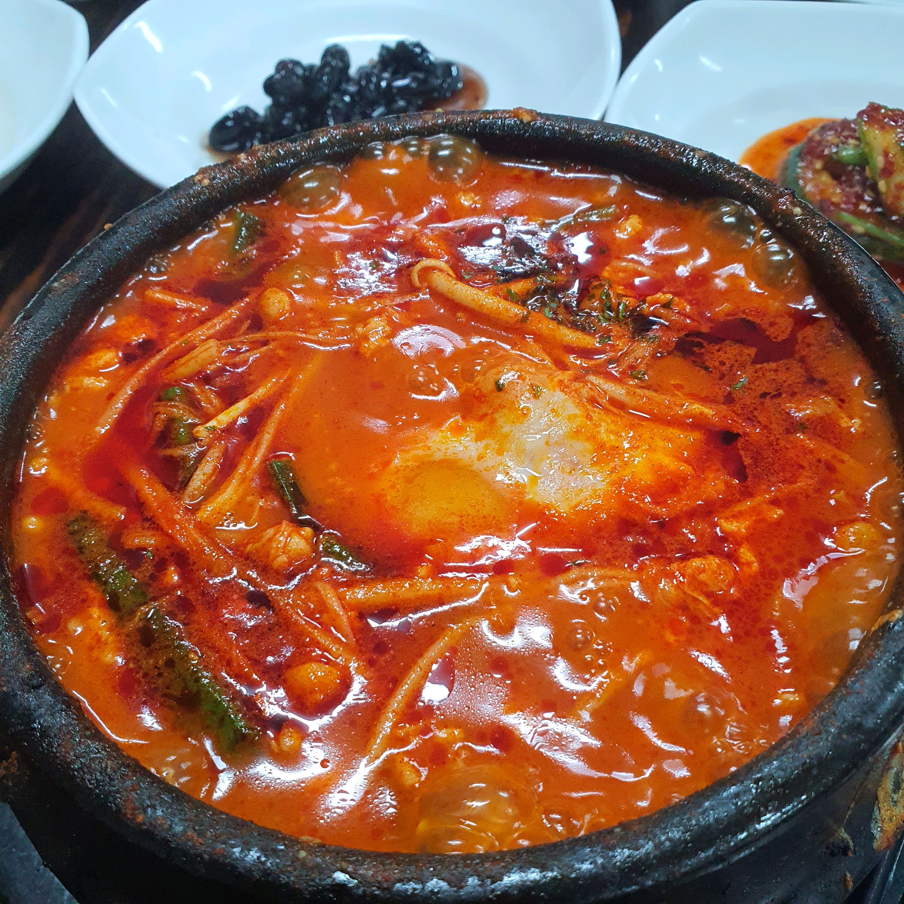 강릉 여행중 당연히 초당순두부는 먹어줘야지요. - 경포대 맛집 최일순 짬뽕순두부