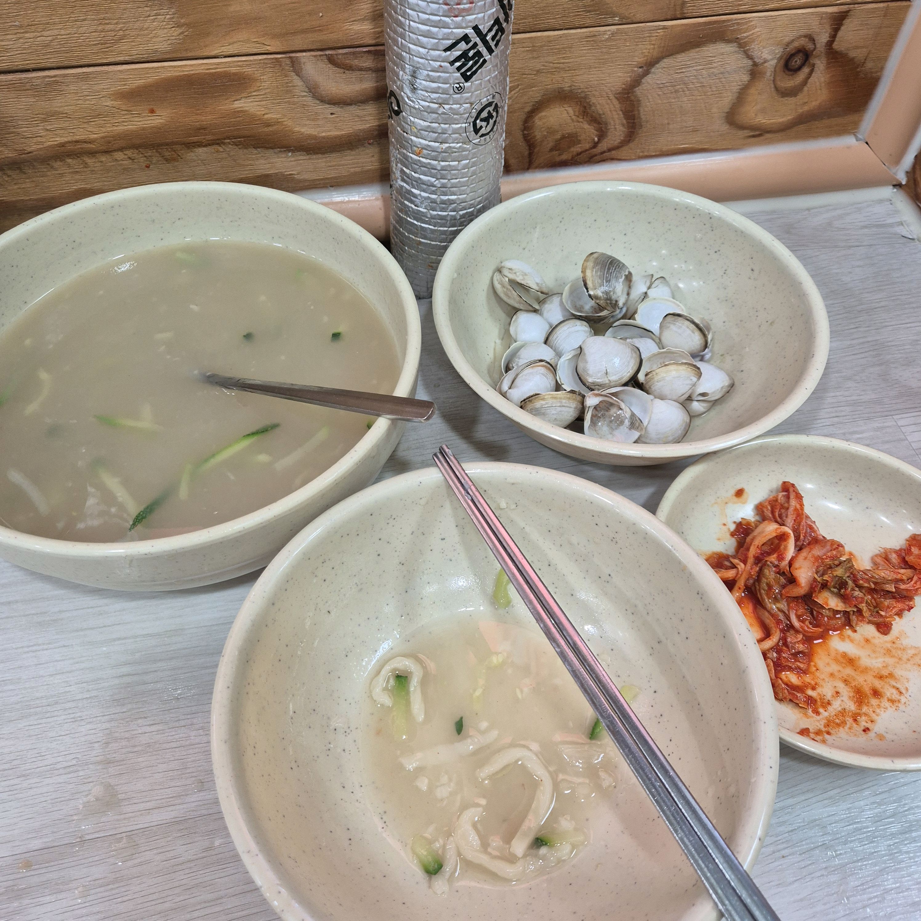 굳이 찾아서 올 정돈 아닌거같아요 - 대전 맛집 오씨칼국수