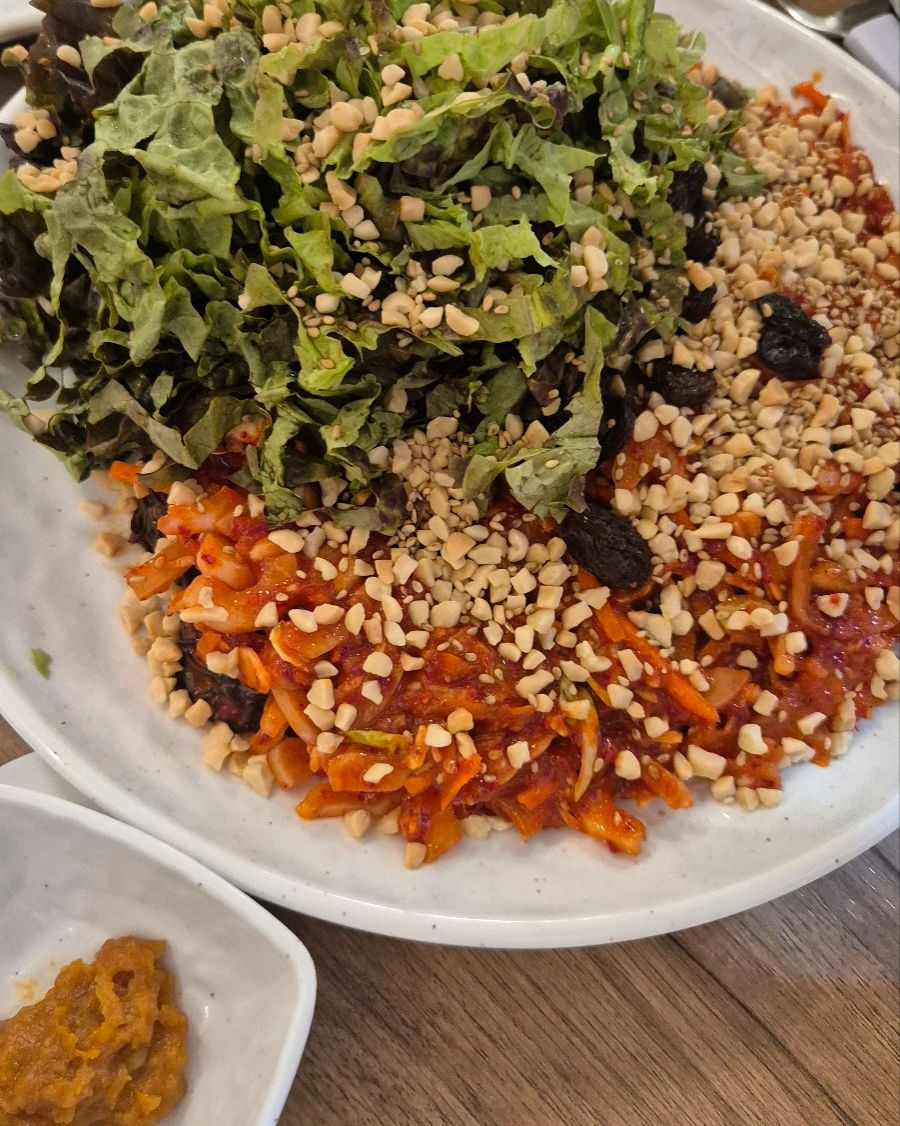 이제는 손님도 너무 많아요. 그만큼 맛도 가성비도 친절하니 그럴수 밖에.. 늘 건강하셔서