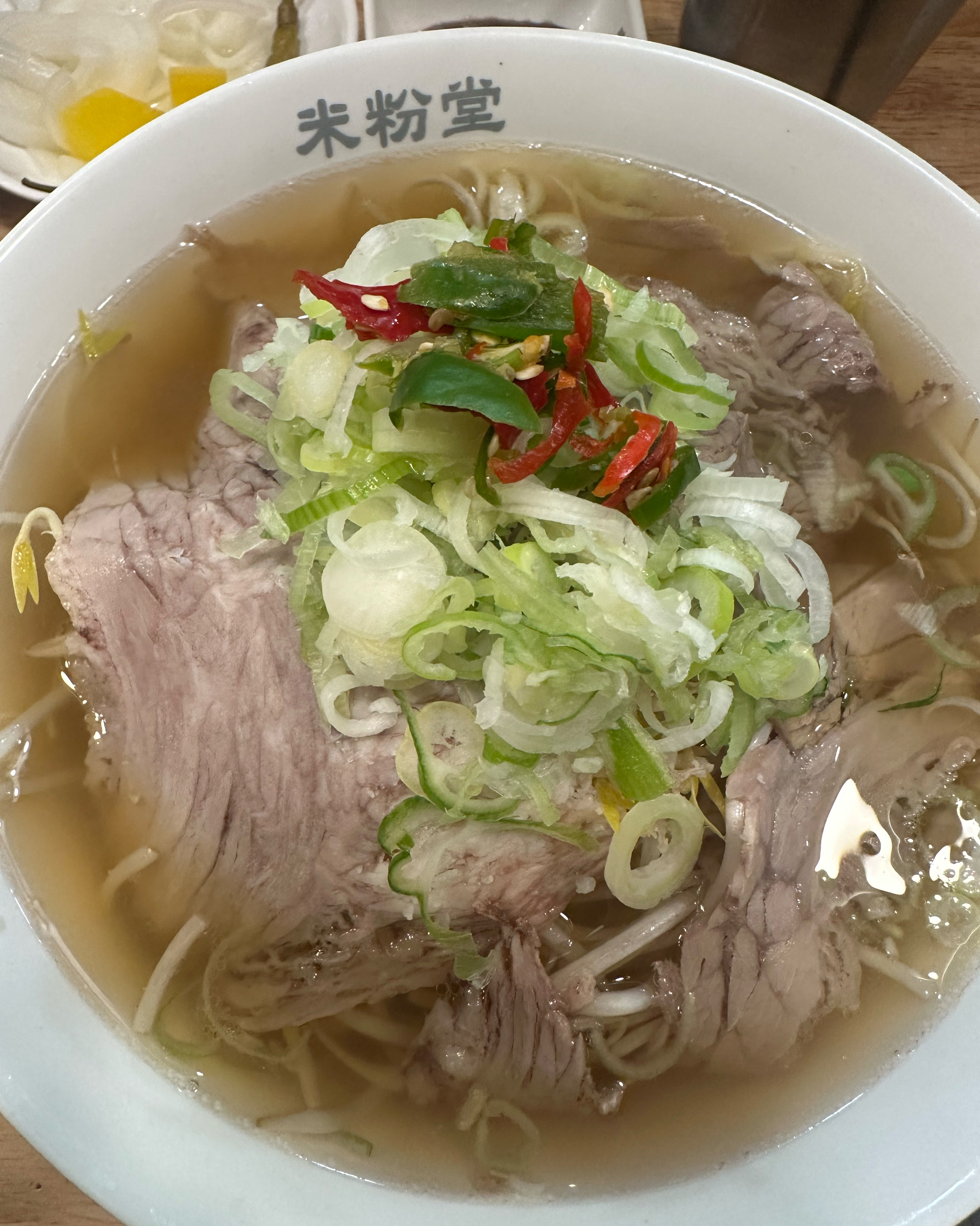 올때마다 정말 맛있게 먹고갑니다~ 직원분들도 친절하시고 가격도 요즘물가에비해 저렴해서 부담