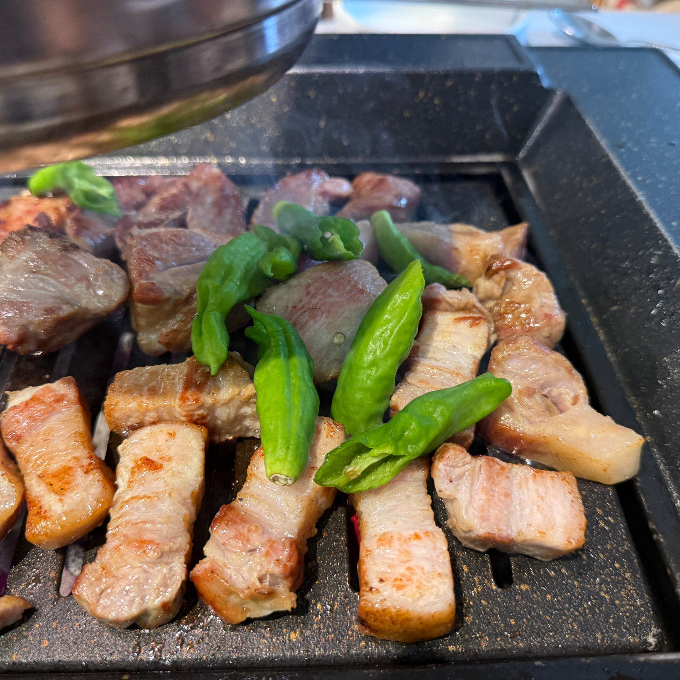 친절한 사장님께서 직접 구워 주셔서 너무 맛있었어요! - 용인 맛집 목돈72 용인기흥구청점