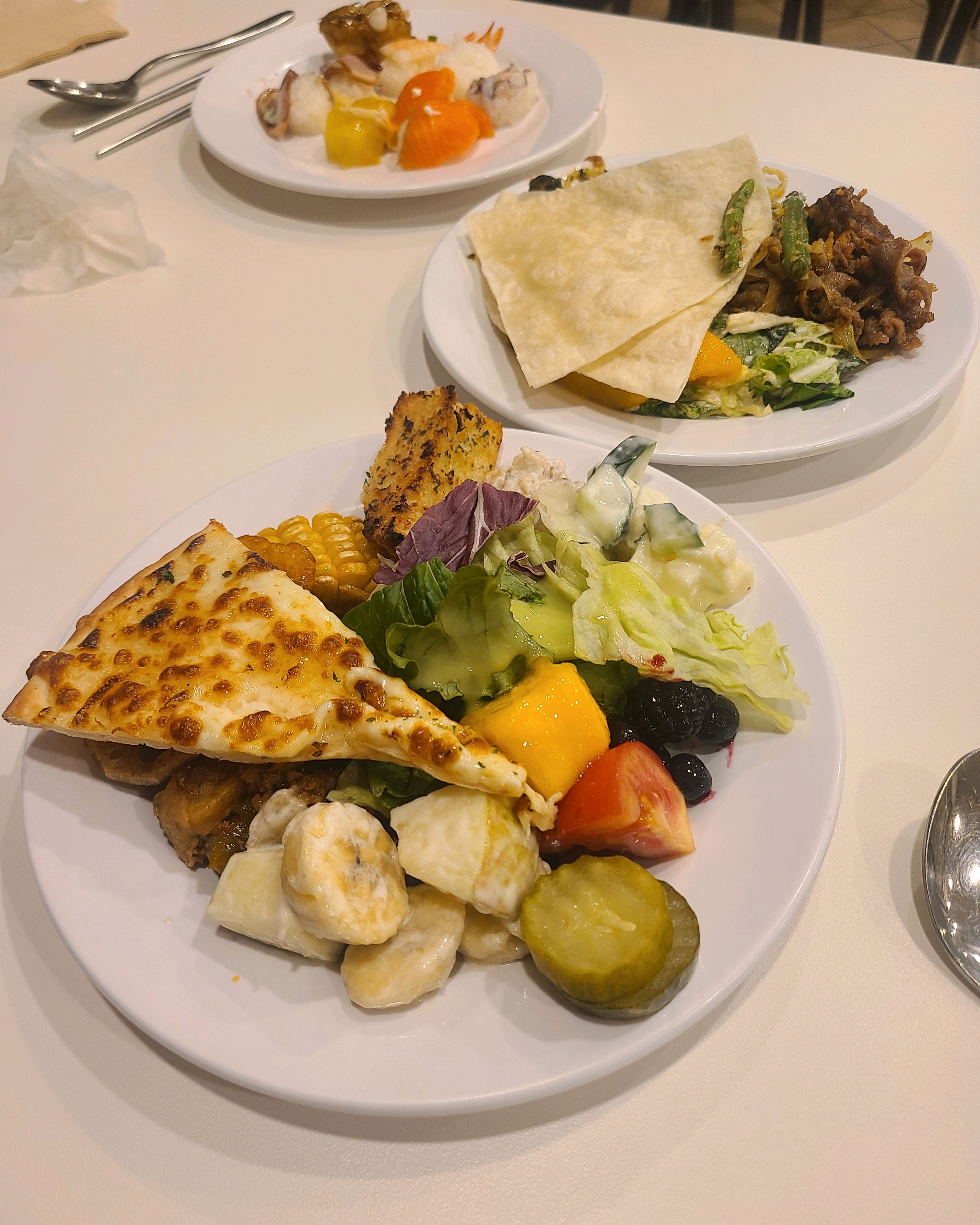 근로자의 날 평일 점심 가격으로 아이와 맛있는 점심 먹고 왔어요 오픈 시간 맞춰 대기줄이