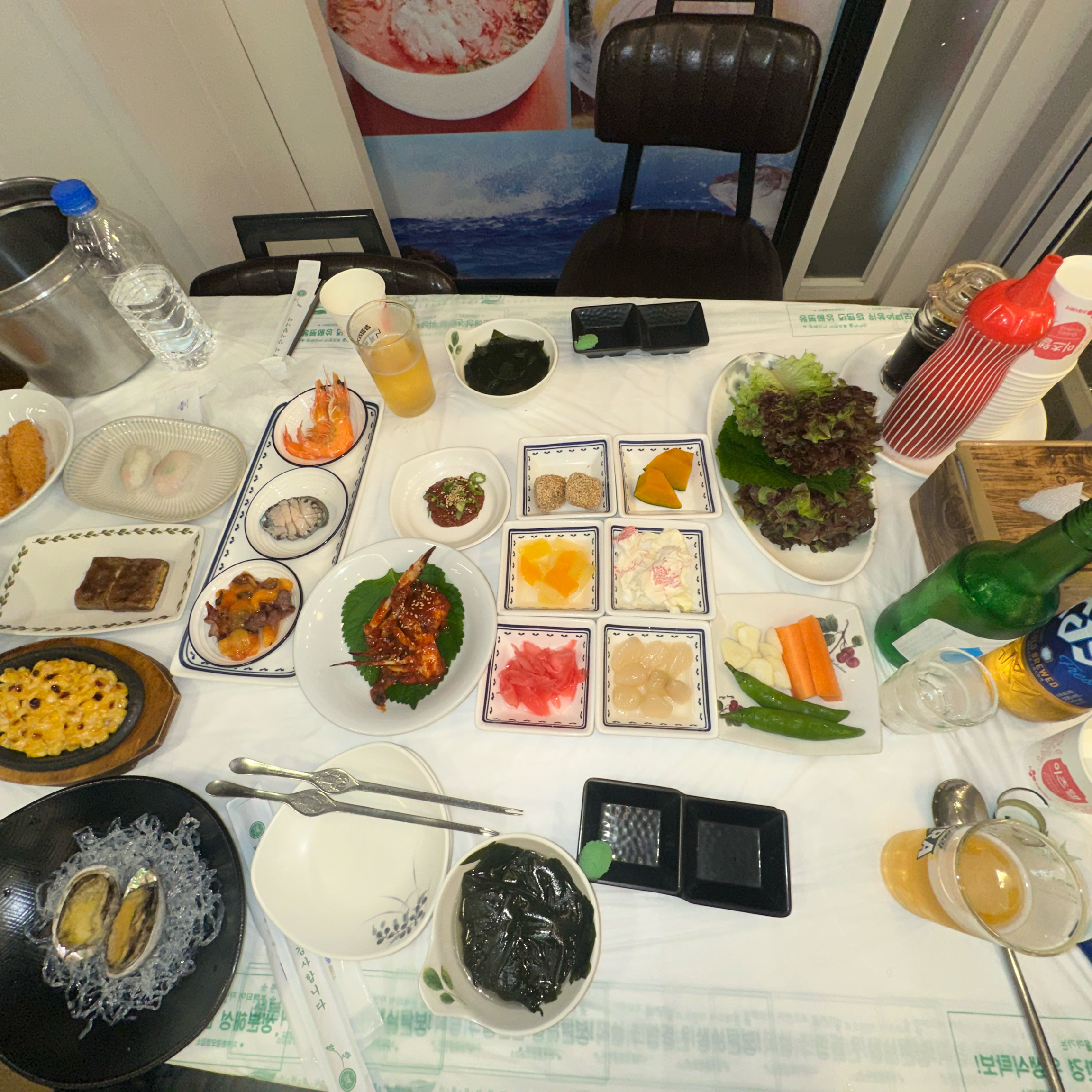 오래된것 같아서 무심코 들어왔는데 생각보다 음식이 넘 맛있네요!! 회도 부드럽고 단맛이나요