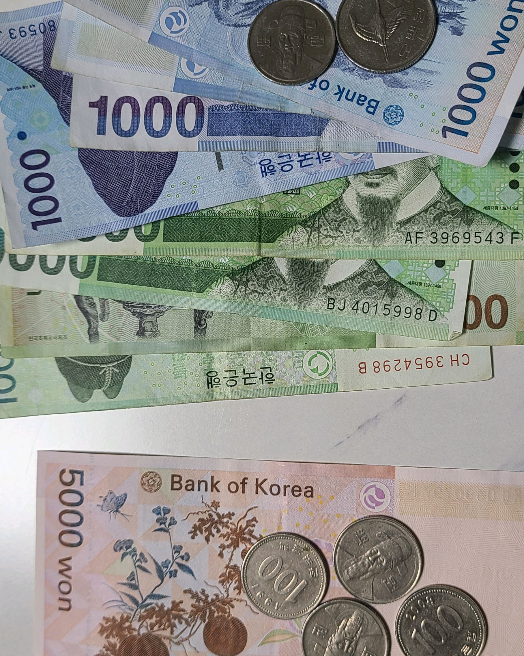1.어버이날을 맞아 부모님 모시고 가족들과 5월1일 오후6시 방문함(네이버예약 하고 감
