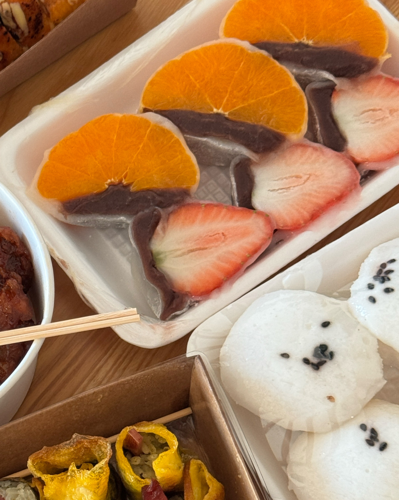 과일모찌 7,000원+ 떡 4,000원 - 제주 맛집 할머니떡집 오메기떡