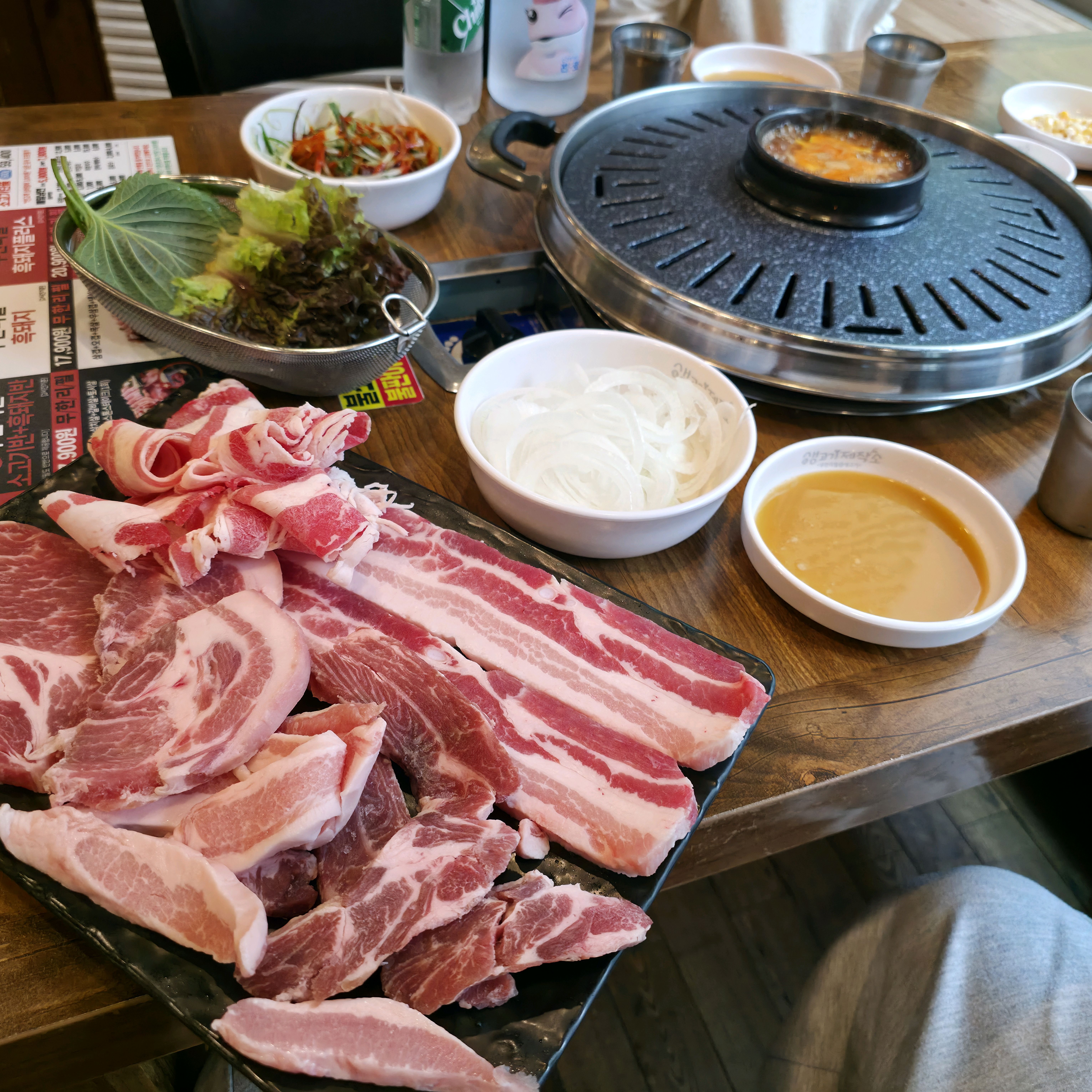 무한리필인데 가격도 좋고, 고기도 정말 좋아요. - 불당동 맛집 생고기제작소 불당점