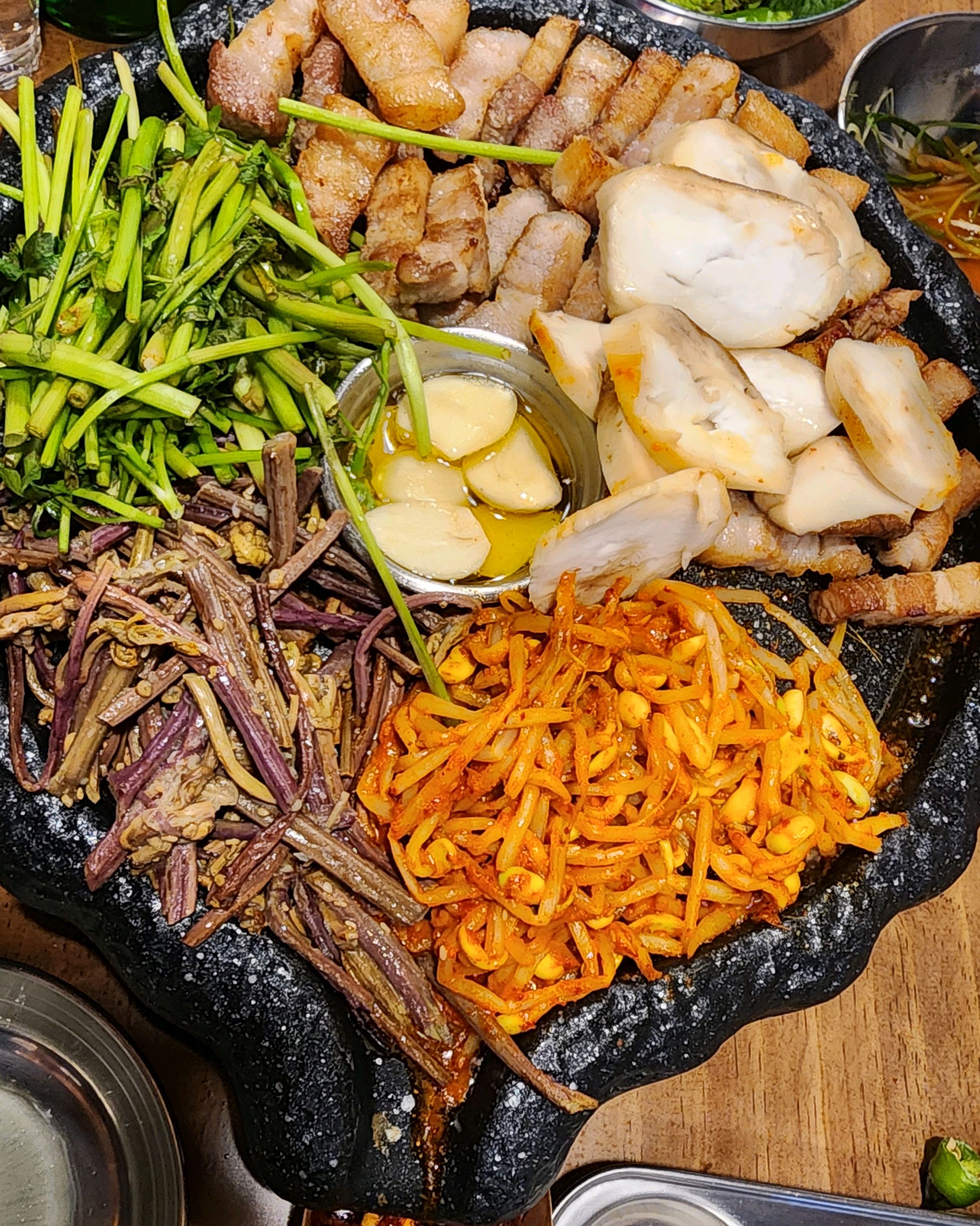 [용인 맛집 산장삼겹 수지구청점] 직접 가본 로컬 리뷰