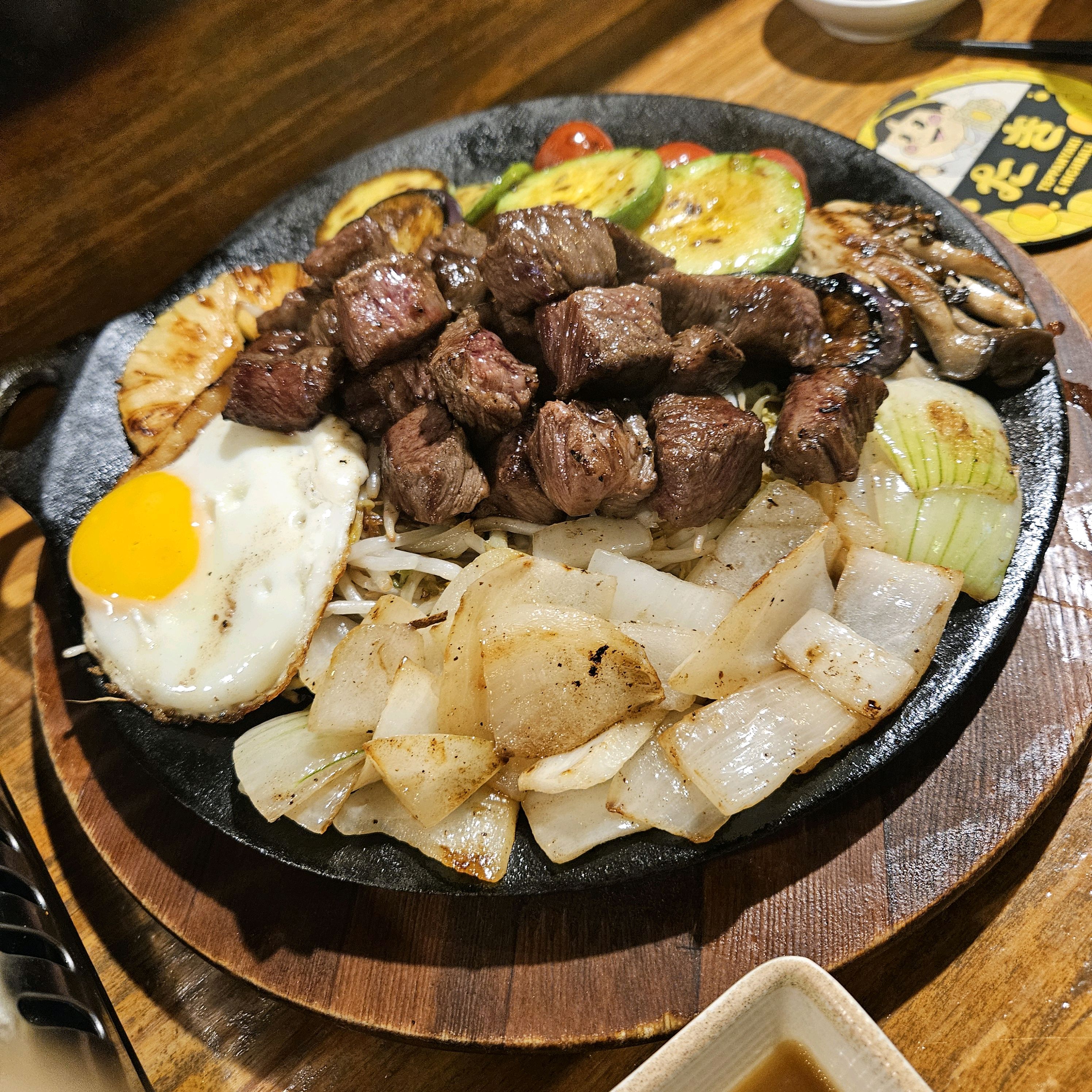 너무 친절하셔서 이런 철판요리집 처음 오는데도 어렵지않게 주문해서 진짜 맛있게 먹었습니다!
