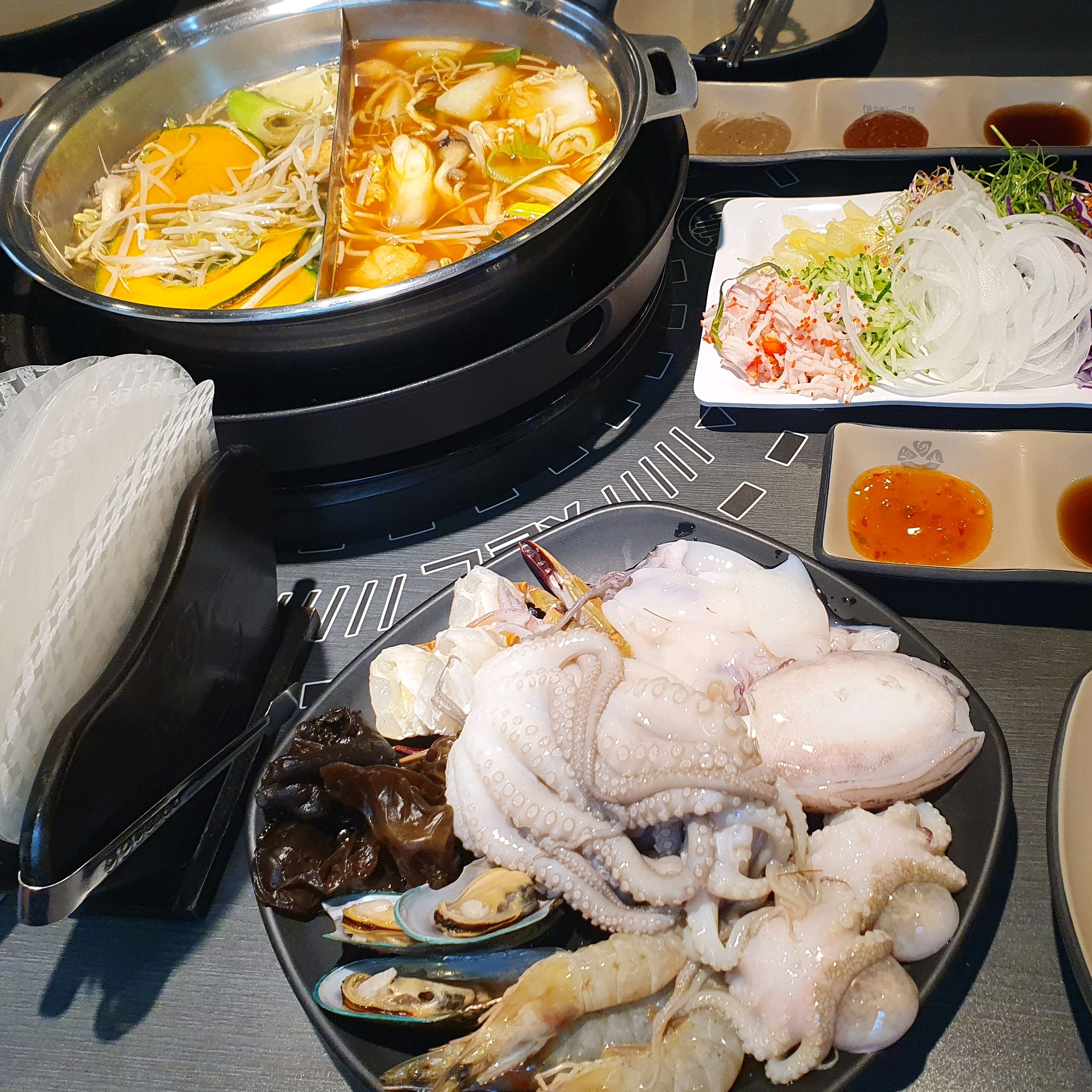 야채 싱싱하고 해산물 맛있습니다 - 공릉역 맛집 소담촌 공릉역점