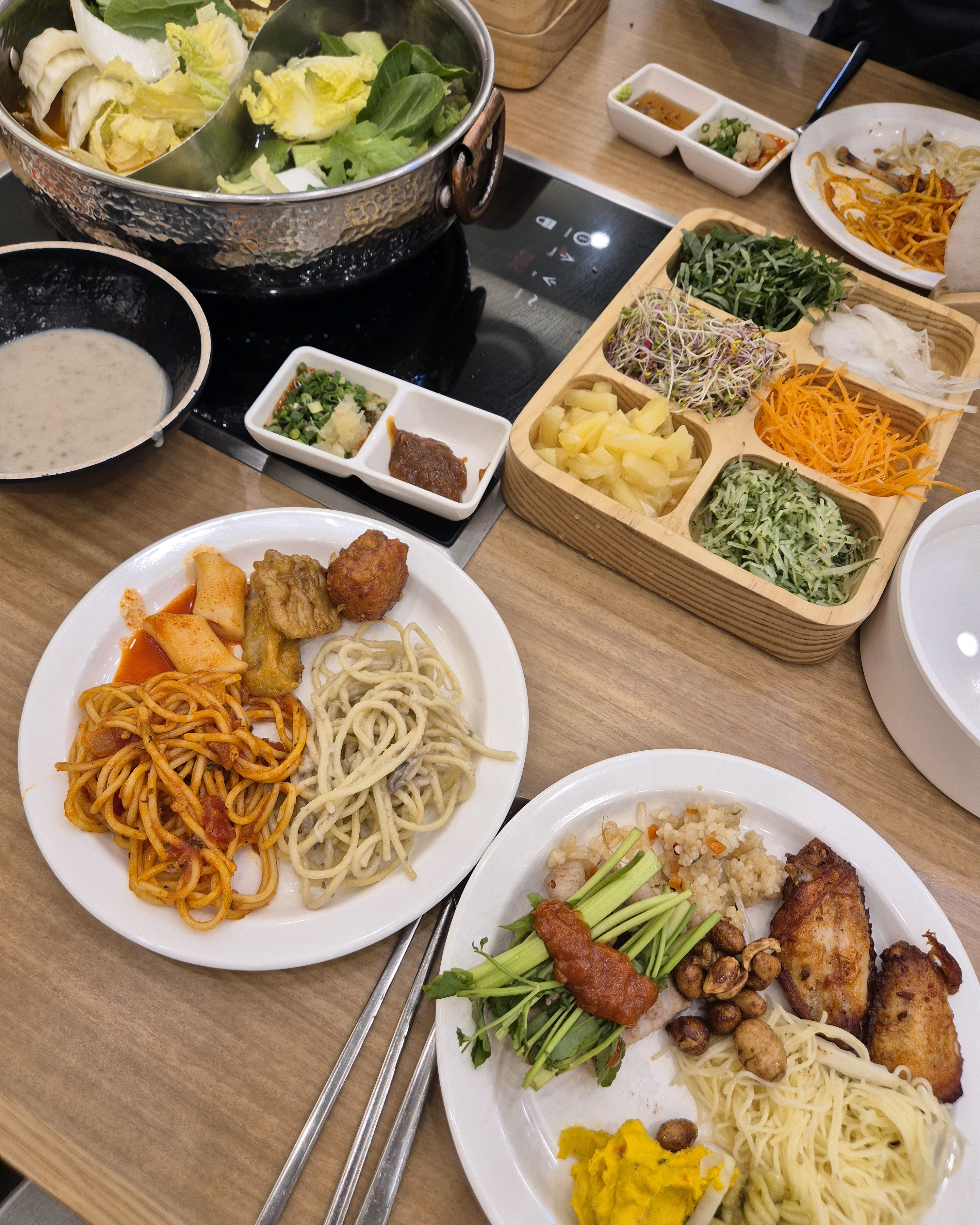 샐러드바가 다양해서 너무 좋아요~~ - 부산 해운대 맛집 샤브올데이 부산해운대점
