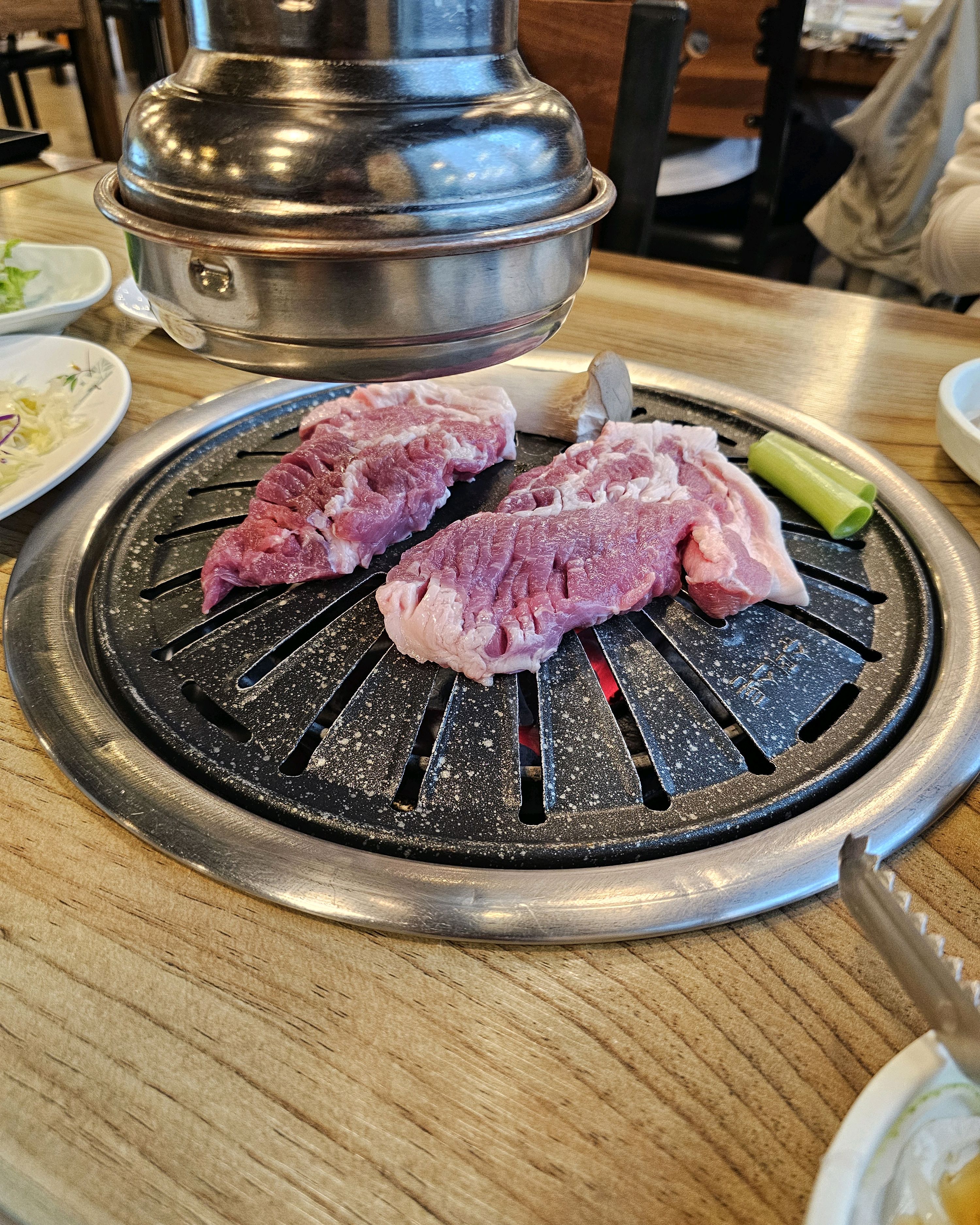 고기가 맛나고 바다가 바로 보여서 더 좋네요 - 제주 맛집 돈해상 제주한림협재흑돼지
