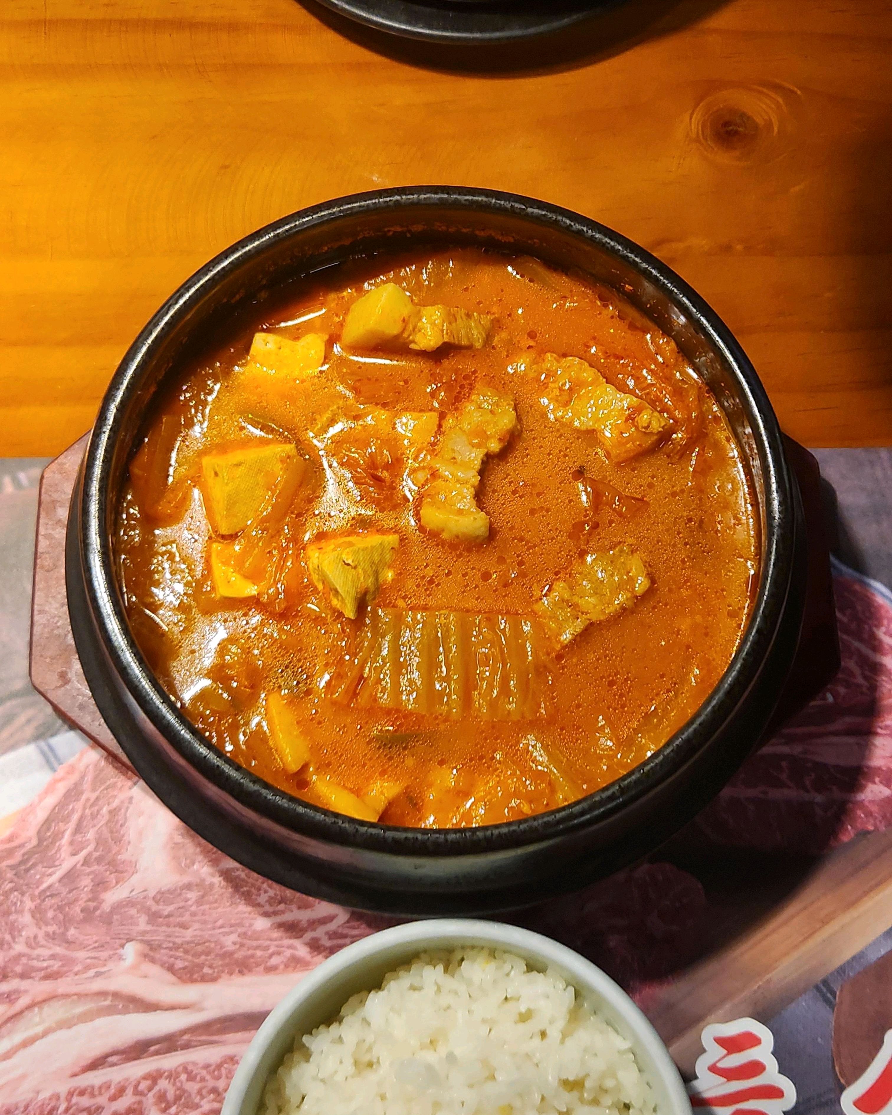 소고기가 생각나면 오는 맛집 입맛 까다로운 아이가 - 압구정 맛집 대관령토종한우 압구정점