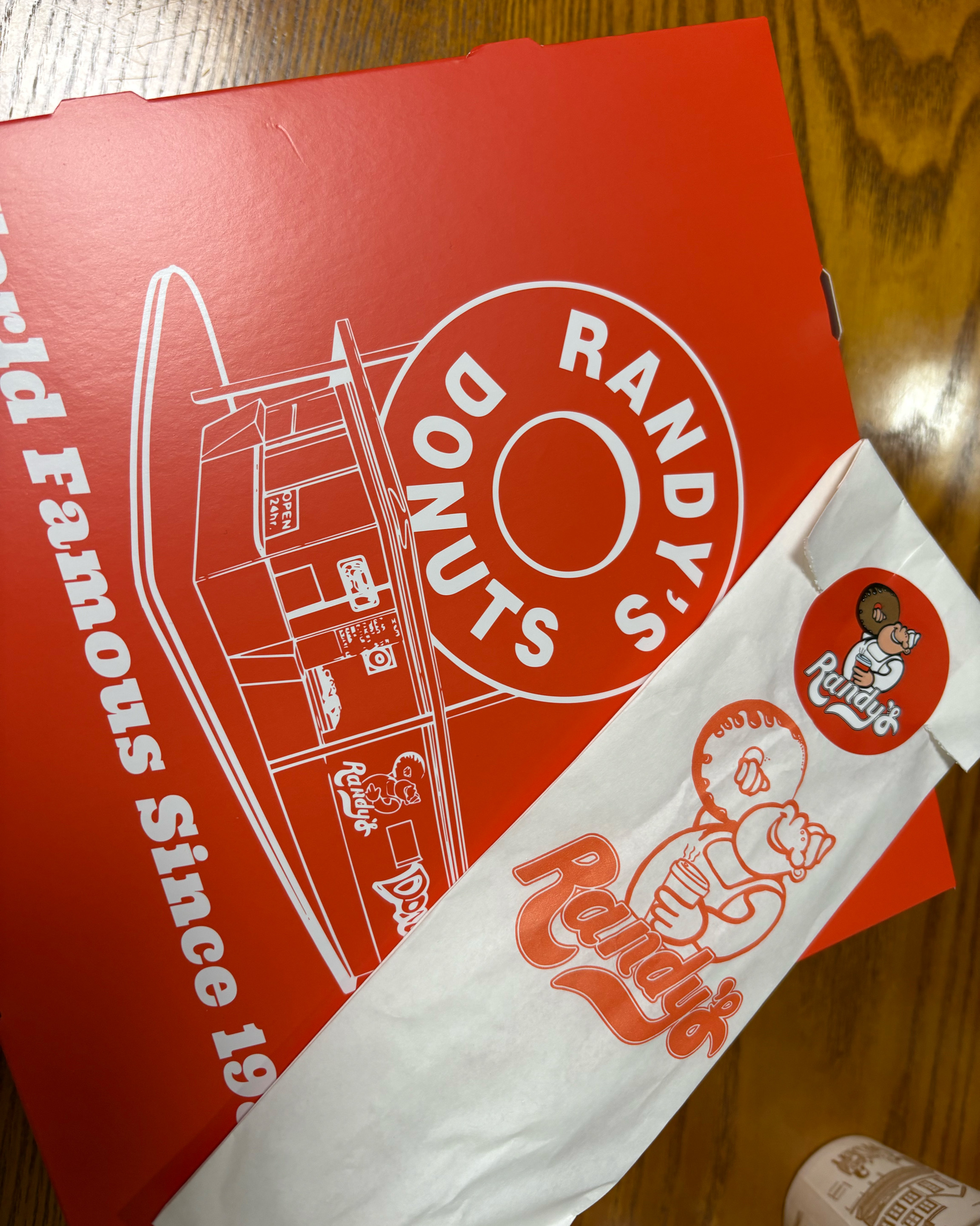 ^^ - 제주 맛집 랜디스도넛 애월점