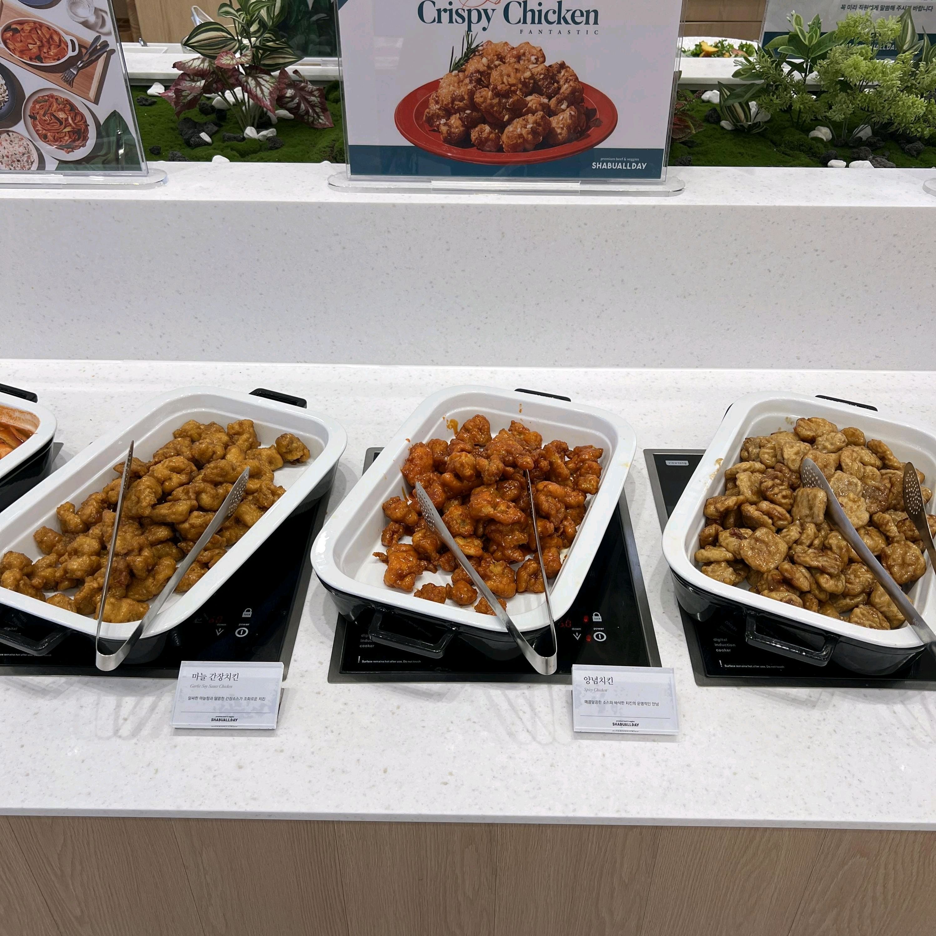 여자친구랑 방문했는데 둘다 너무 좋아했네요. 깔끔해서 자주 오고 싶은 식당이에요. 이번에도