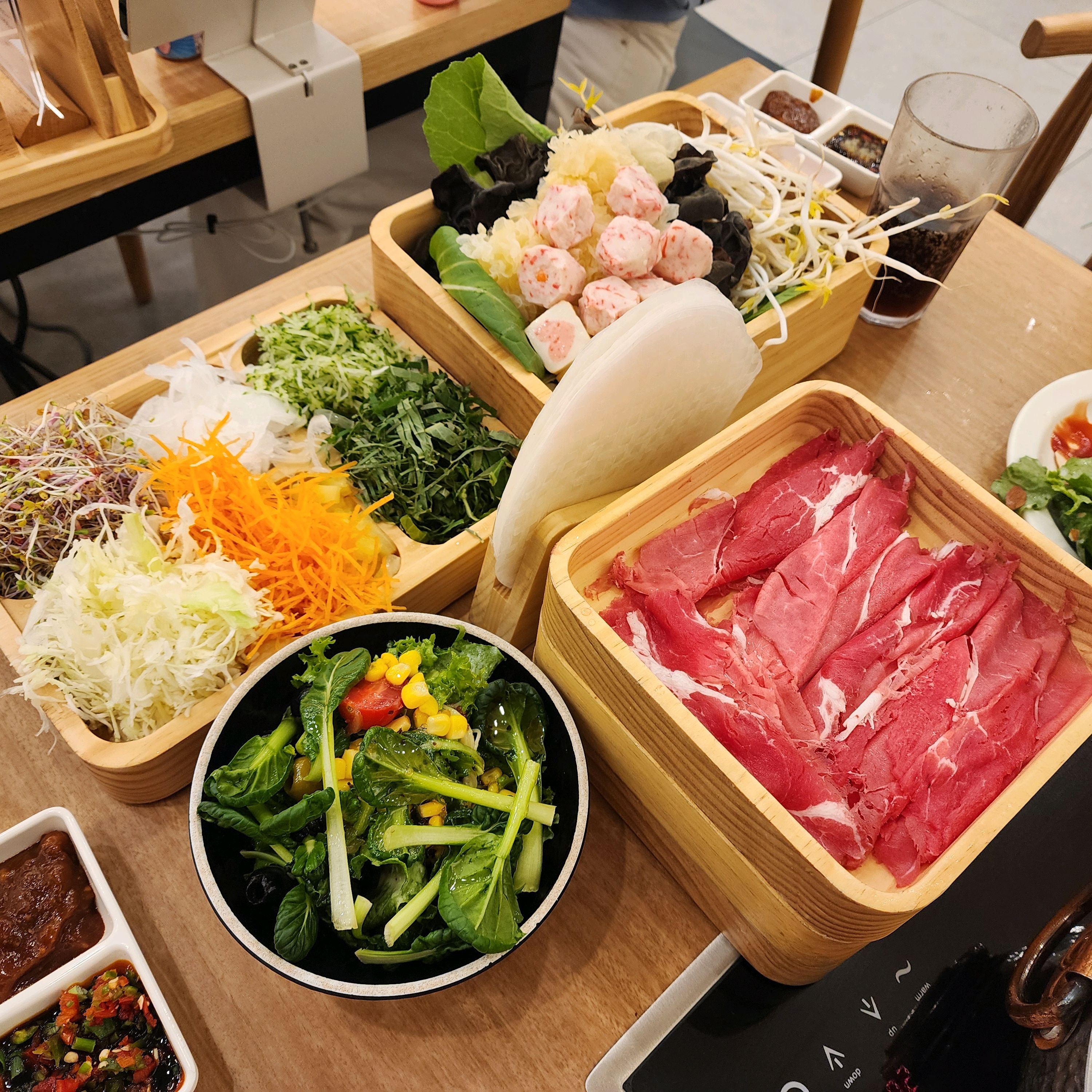 친목모임으로 왔는데 너무 잘 먹고 갑니다~ - 부산 해운대 맛집 샤브올데이 부산해운대점