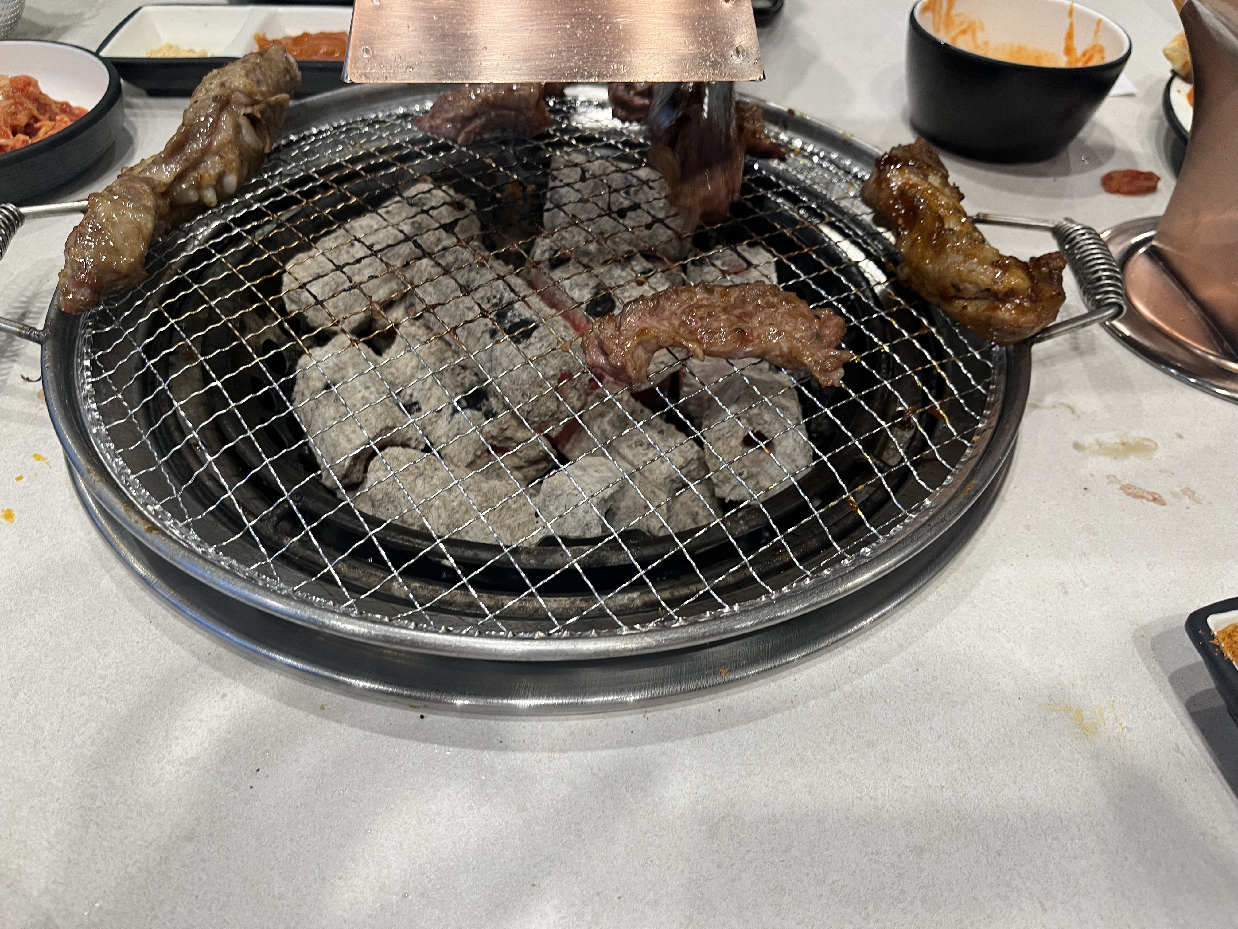 평소에 육미제당을 좋아했는데 대전에 생겨서 찾아와 봤어요~ 매장도 깨끗하고 사장님도 친절하
