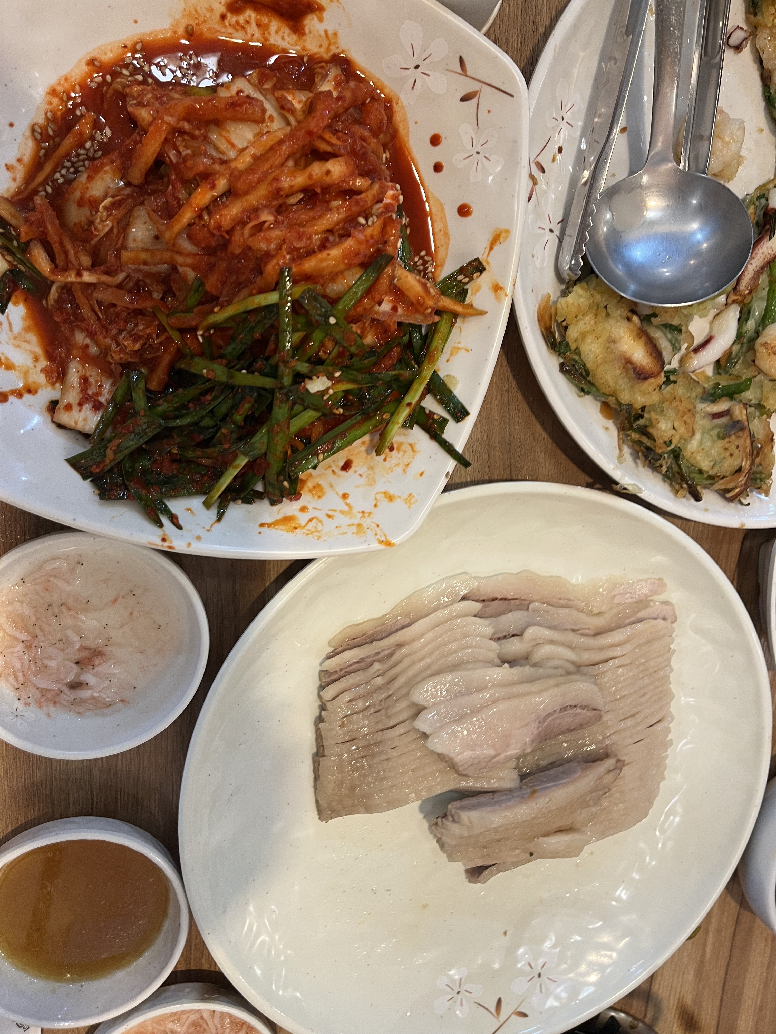 예약하고 이용했어요 금새 주문음식이 나와사좋고 - 안양 맛집 원더풀보쌈 안양평촌 본점
