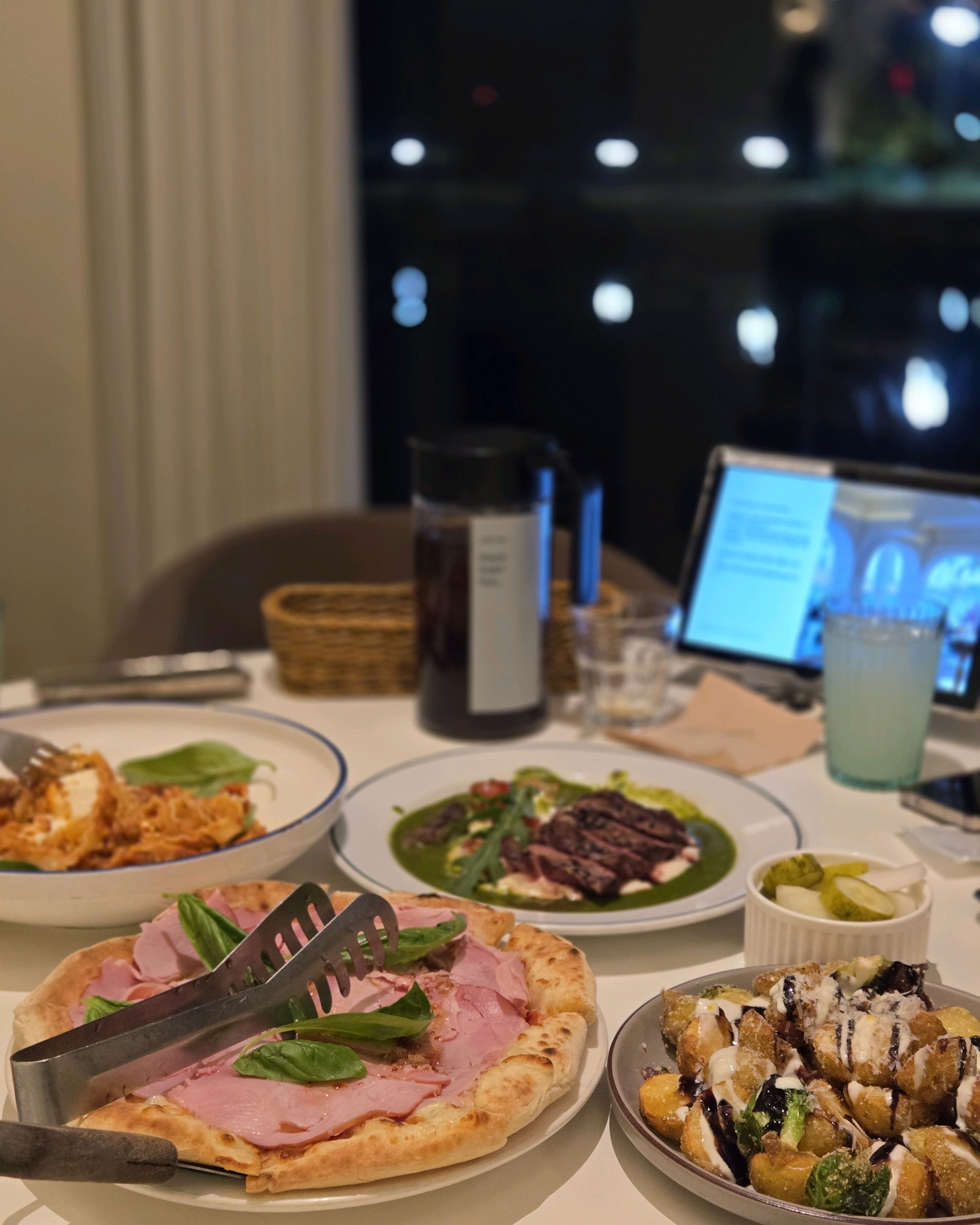 아이가 또 가고싶다고 해서 예약해서 갔어요 맛있게 잘 먹었습니다 ^^ - 대구 맛집 로렐트리 동촌유원지점