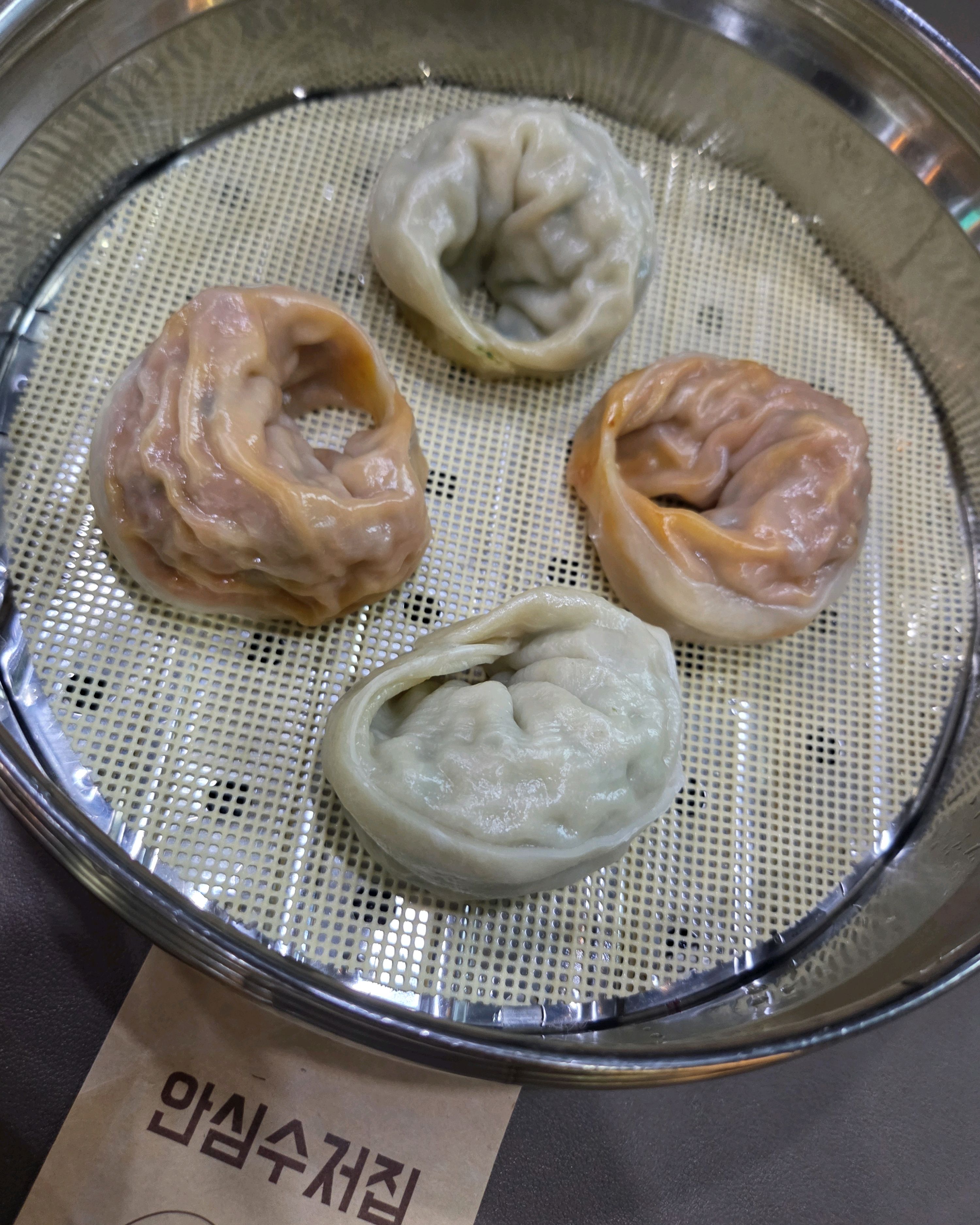 골방칼국수랑 비빔국수 시켰어요 - 불당동 맛집 종로제면소