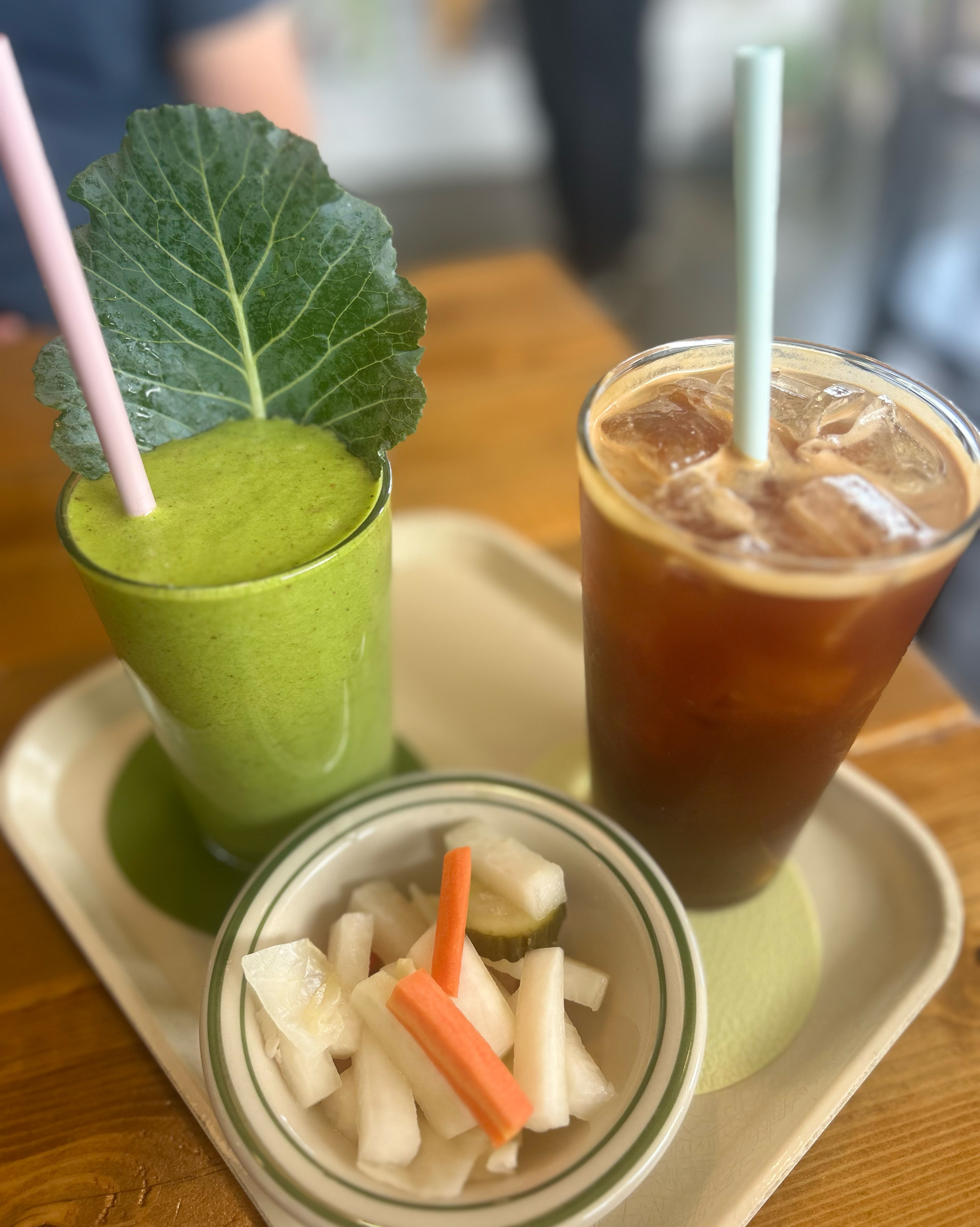 바로입장했고 넘맛있네용 그린쥬스 추천이에요! 음식들도맛잇어요💚 담에또와서 다른메뉴들도 시켜