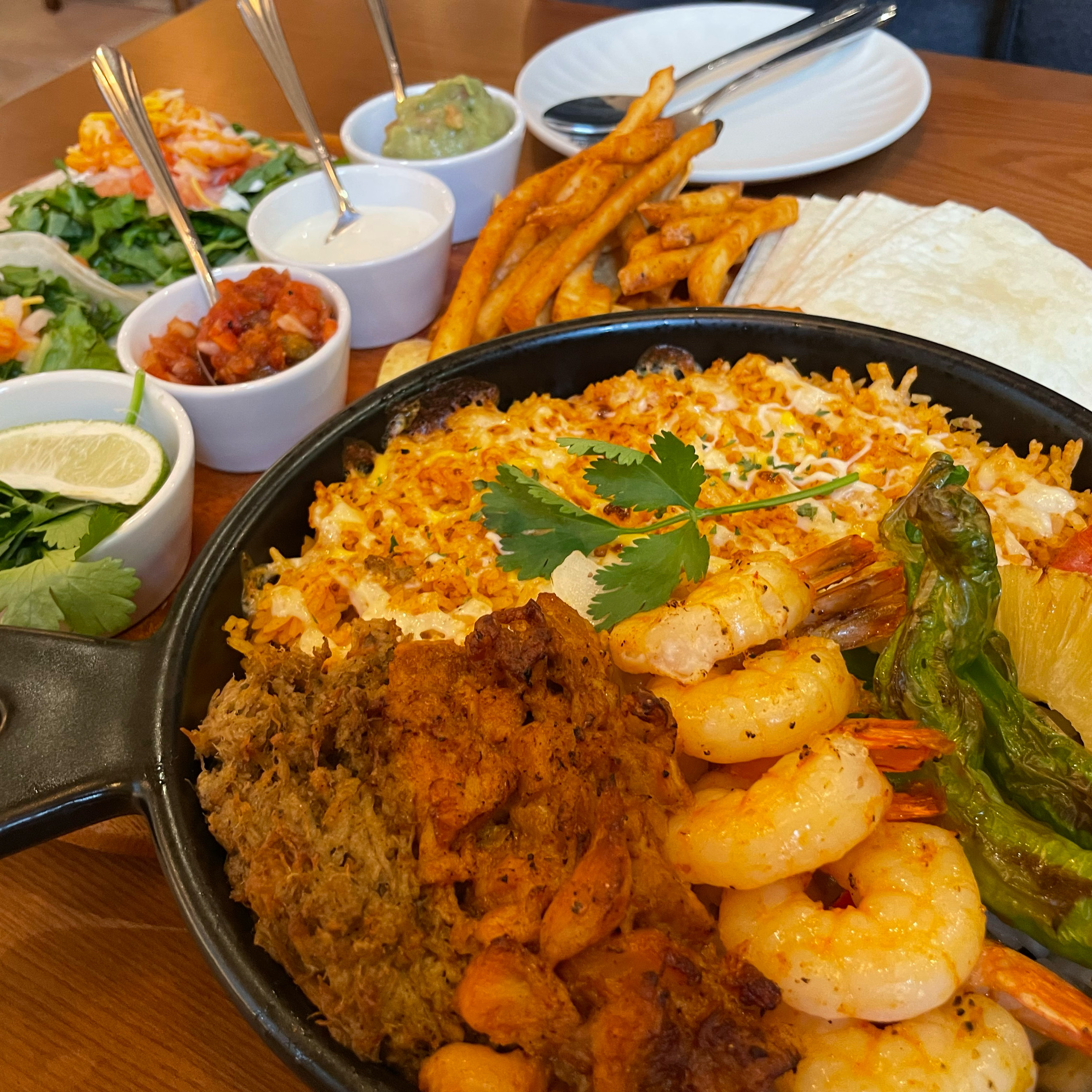 처음방문했는데 가게 분위기도 너무 좋고 - 구래동 맛집 갓잇 김포구래점