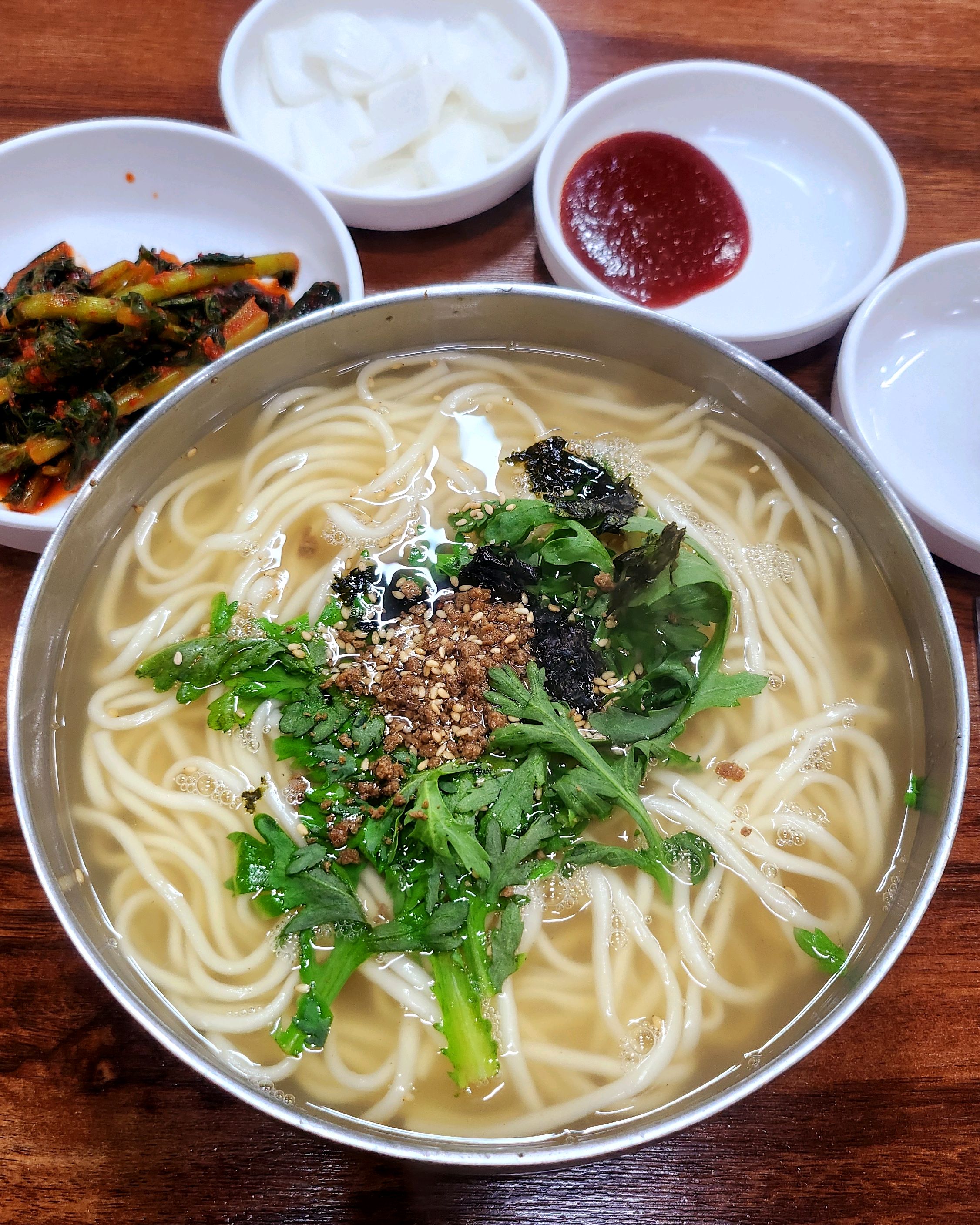 양도 푸짐하고 맛있어요👍👍 - 대전 맛집 대선칼국수 본점