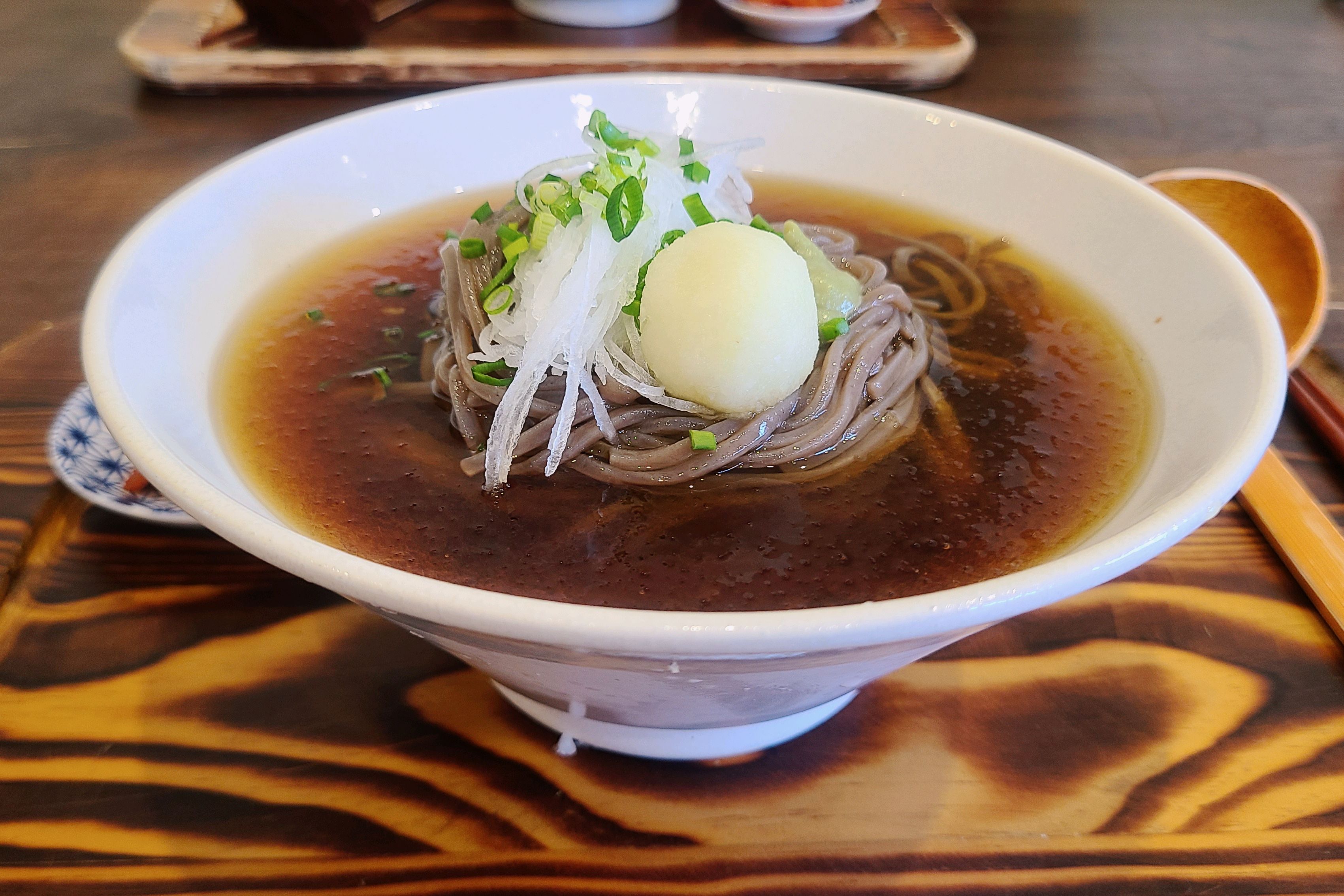 전 청귤소바보단 냉소바가 더 좋았어요 - 제주 맛집 도토리키친 본점