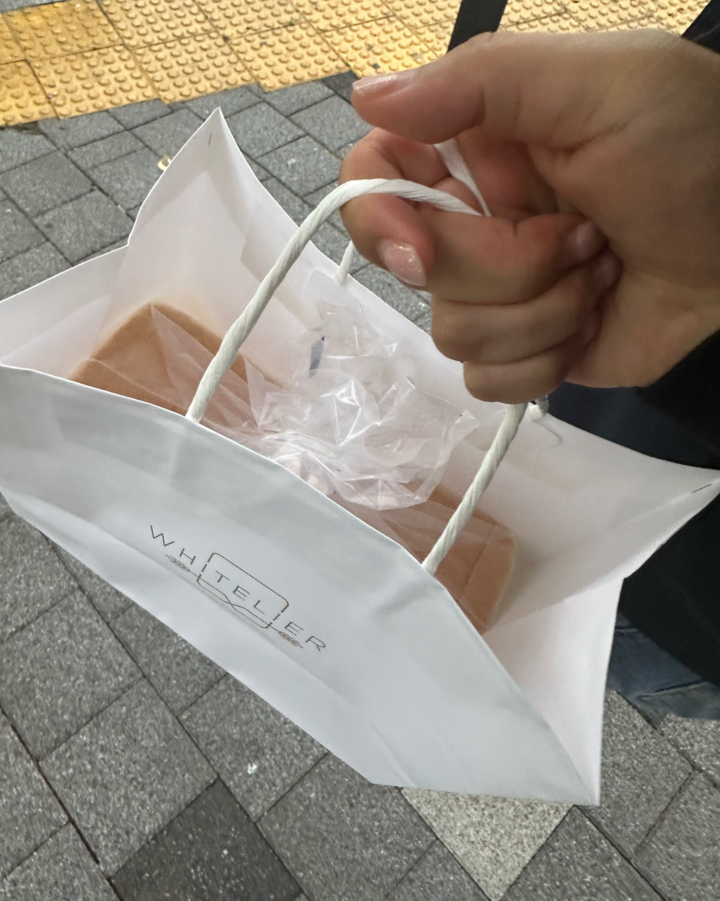 빵이 우선 - 대구 죽전 맛집 화이트리에 죽전점