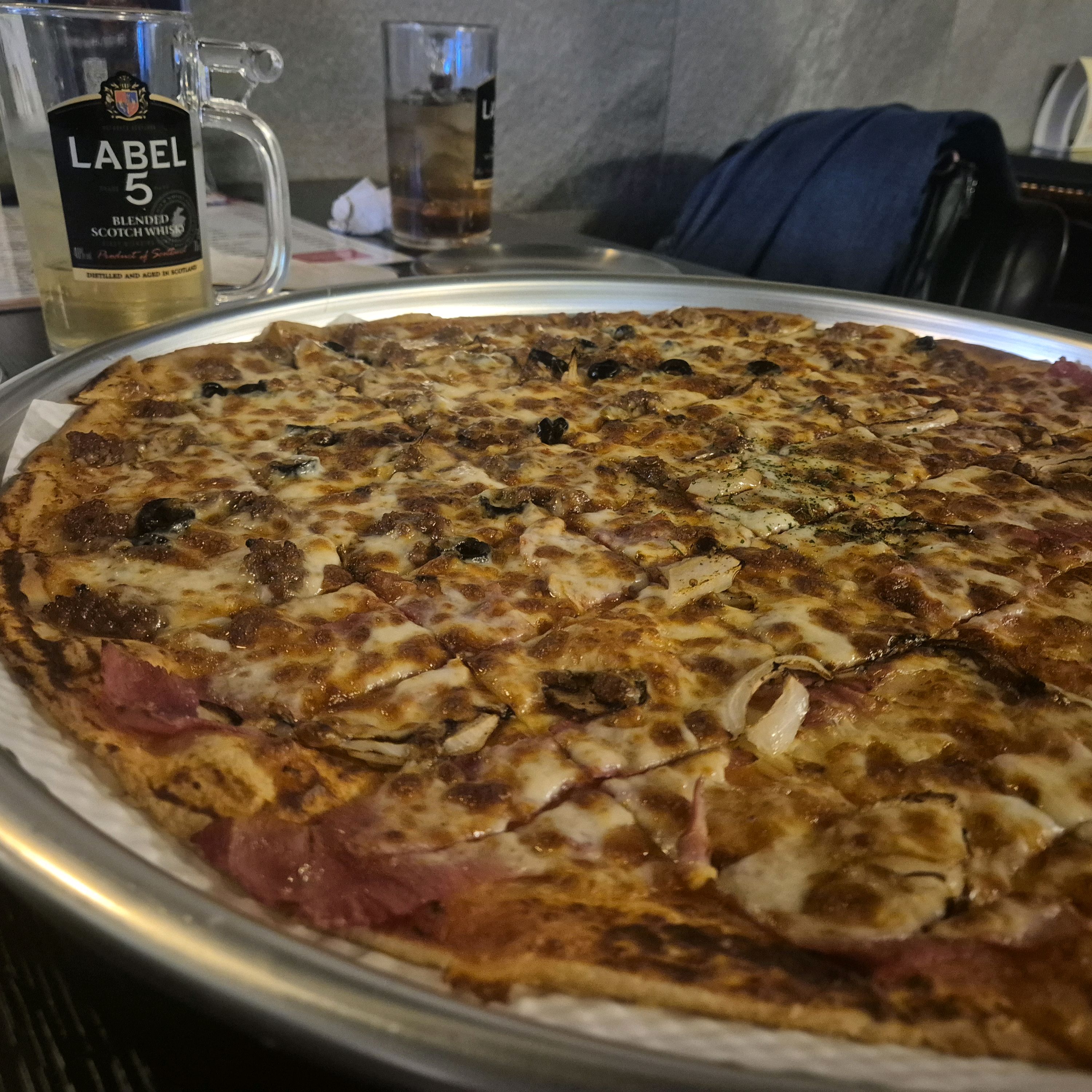 맛있어요 !!  양많아서 좋습니다ㅎㅎ - 천호동 맛집 레코드피자 천호점