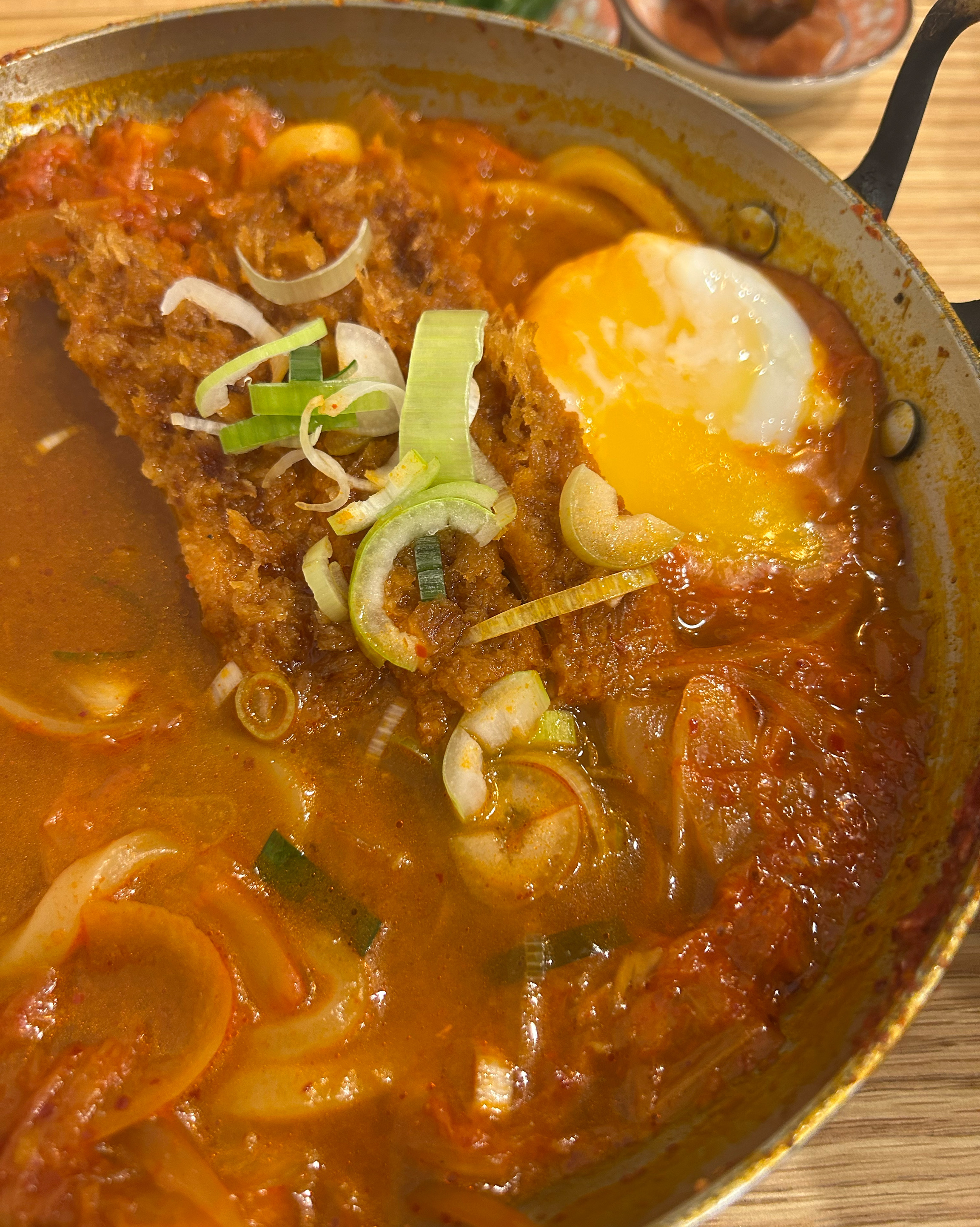김치나베 먹고싶으면 항상 오는 곳이에요 왠만한 술집보다 맛있어요 최고:) - 불당동 맛집 동경규동 천안신불당씨지브이점
