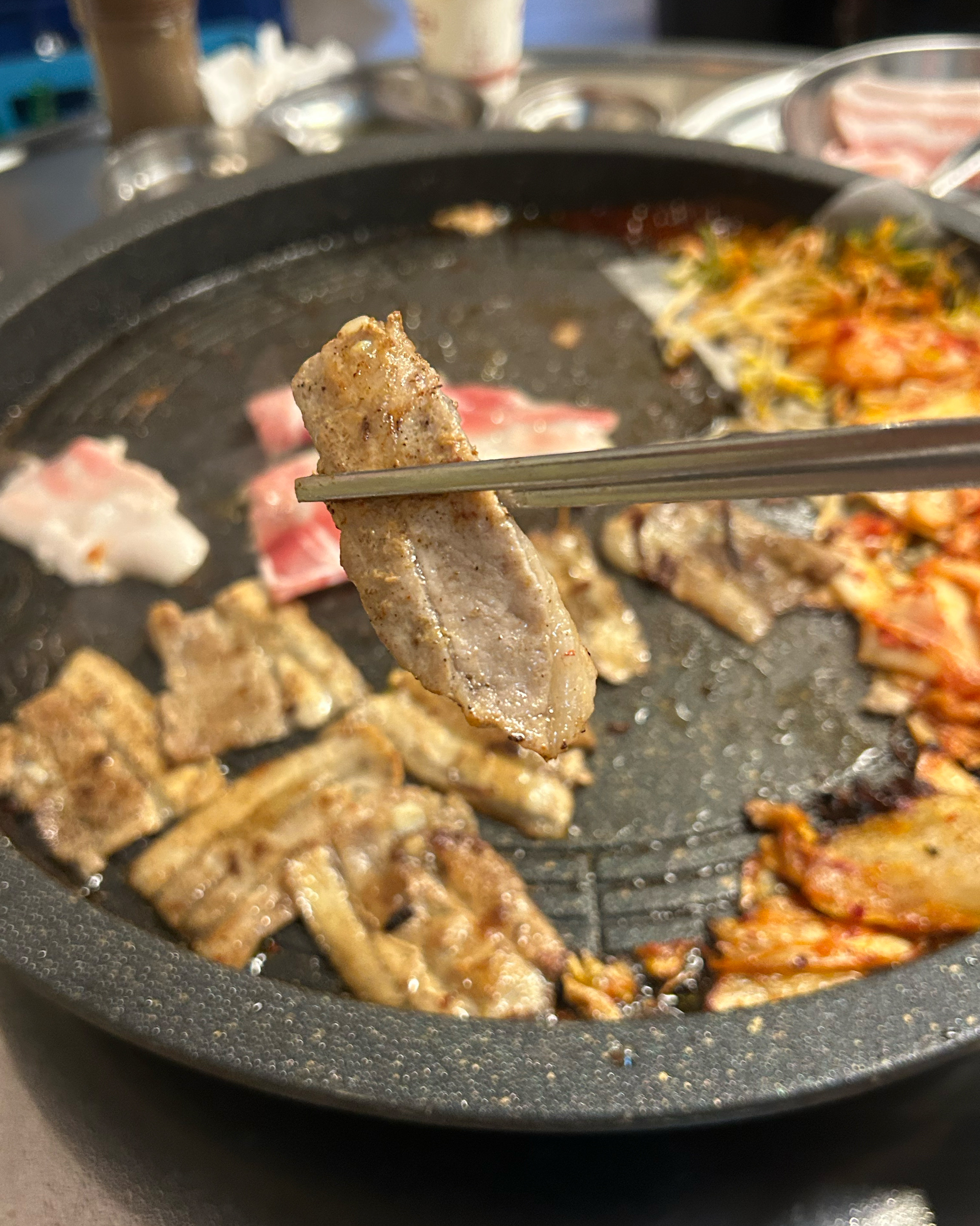 가성비 좋은 냅다 청양집입니다. 고기 질도 좋고 반찬도 정말 맛있습니다 무엇보다 직원분들이