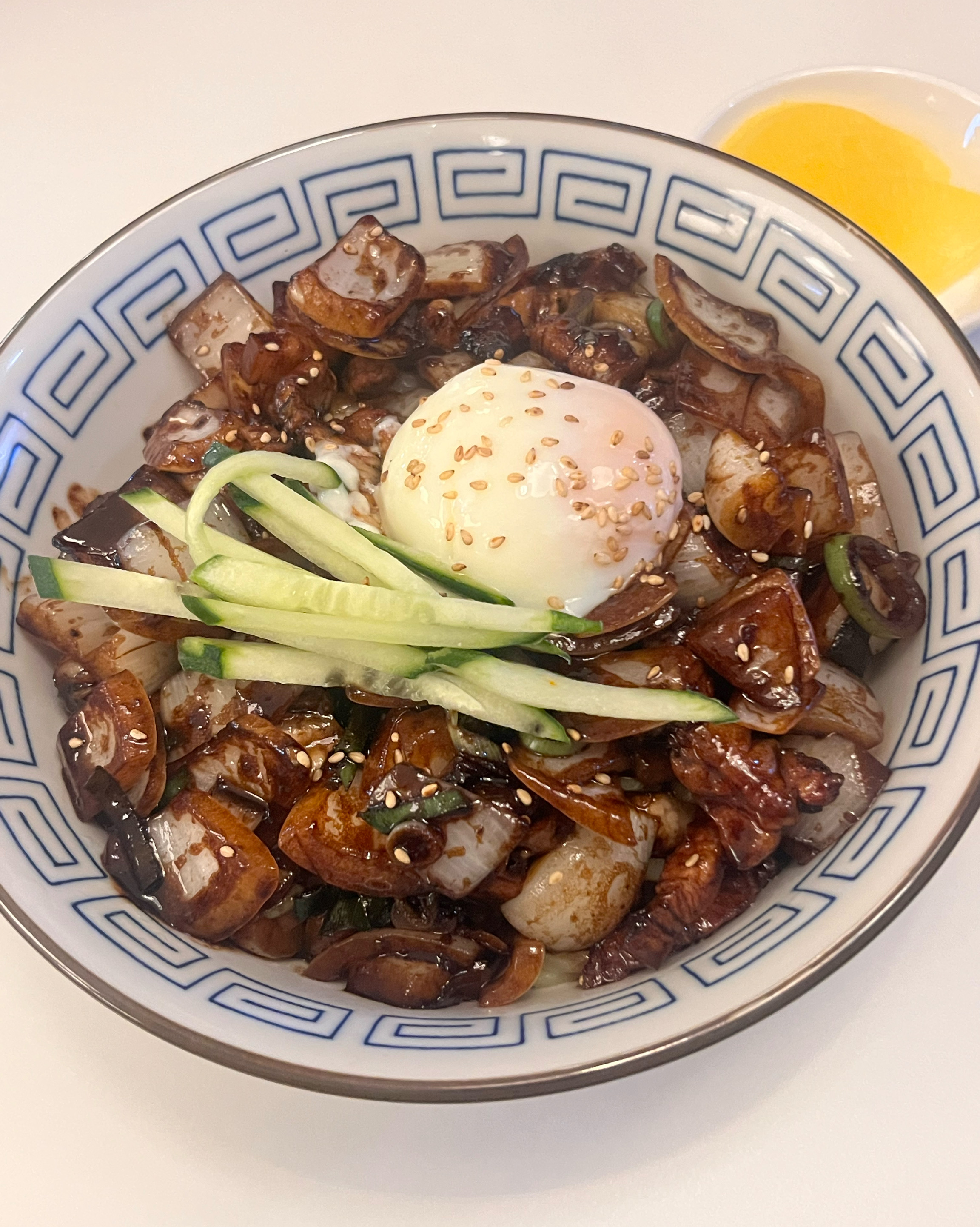 우연히 들어오게됐는데 맛있어서 다음에도 또 올것같아요! 짜장면 맛있어요~ 다음에 짬뽕도 먹