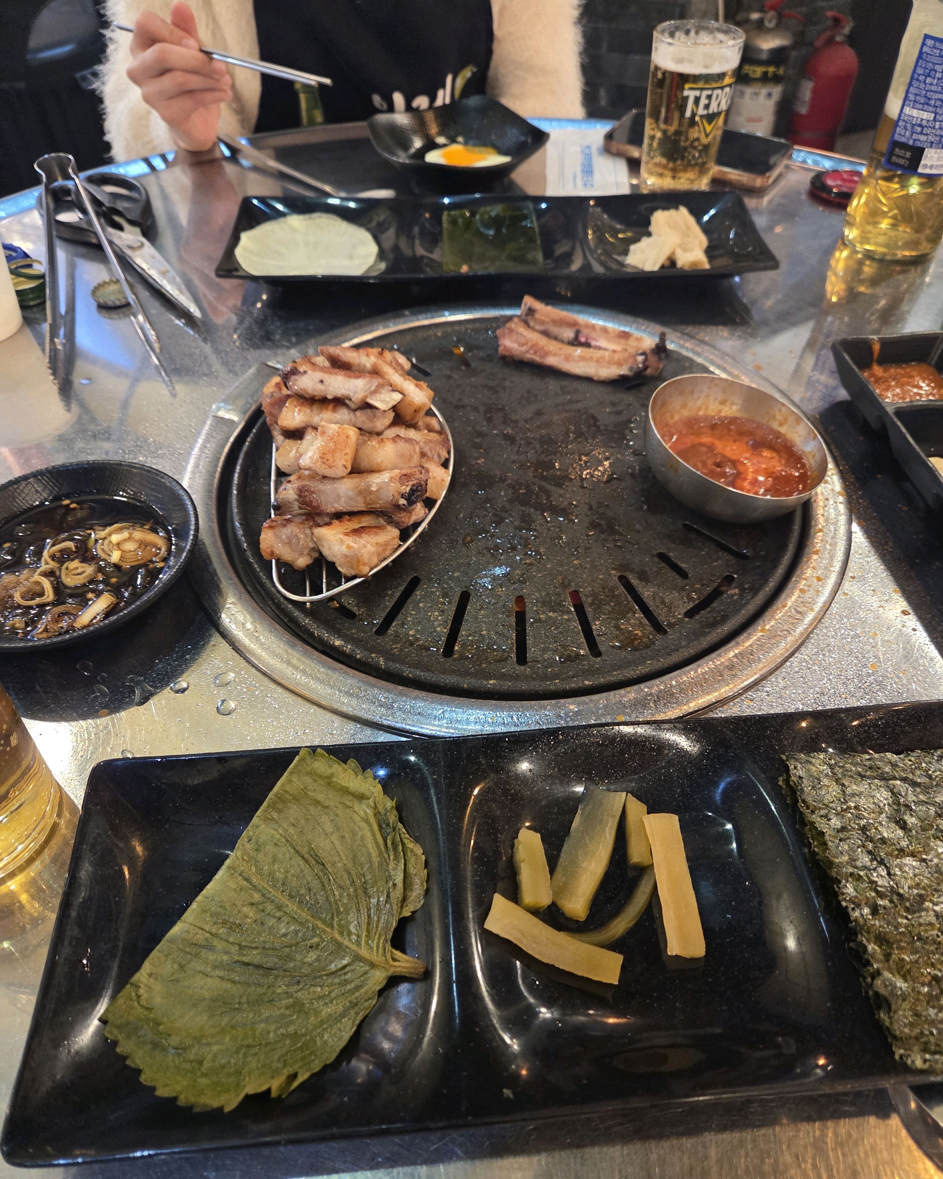 천안 여행와서 고깃집이 맛잇다고 해서 먹으러왔습니다. 제주도에서 먹는것보다 훨씬 맛잇고 직