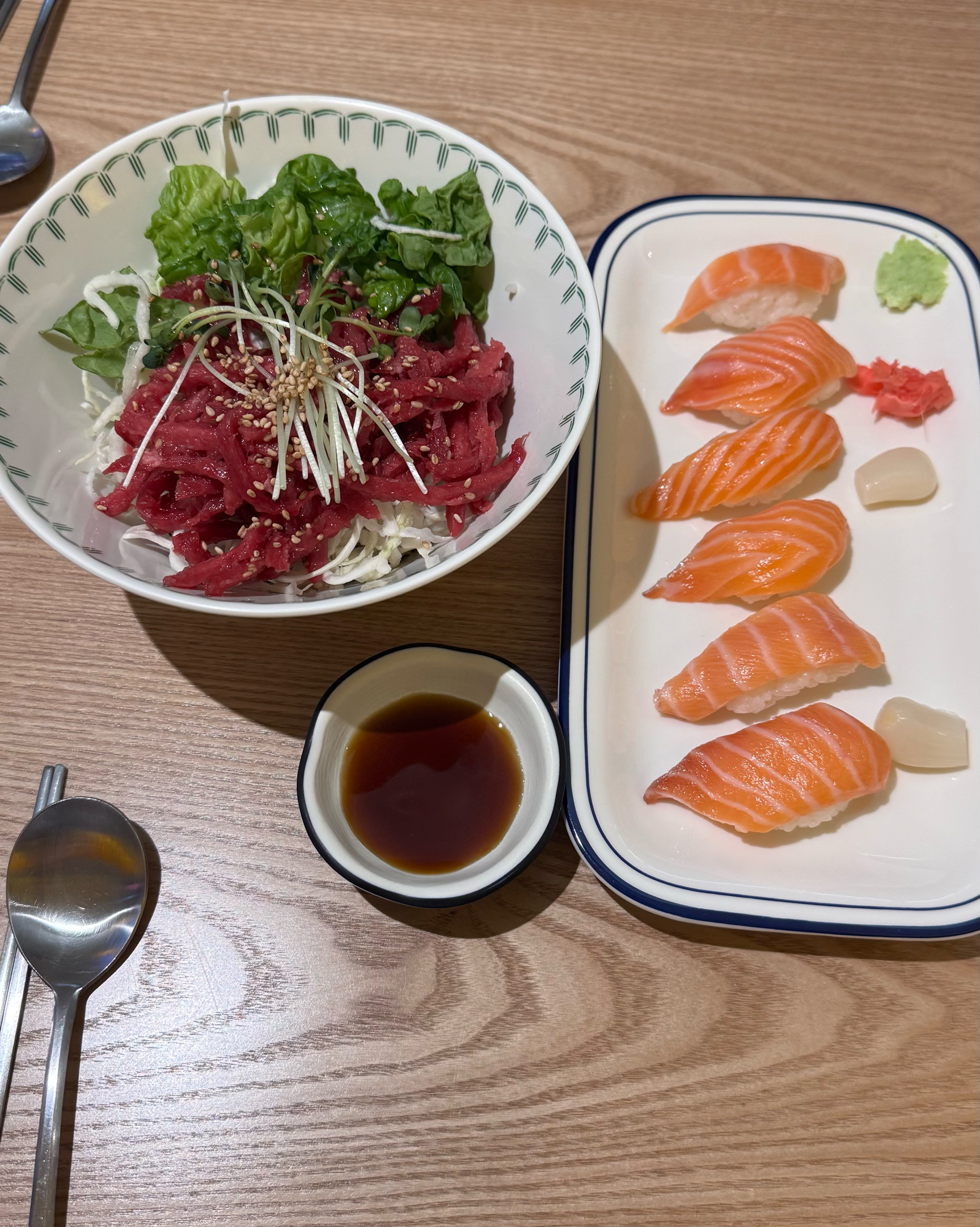 너무 맛있고 빨리 나와서 좋아용 맛있게 잘 먹었습니다 ~ !! - 불당동 맛집 육회바른연어 천안신불당시청점