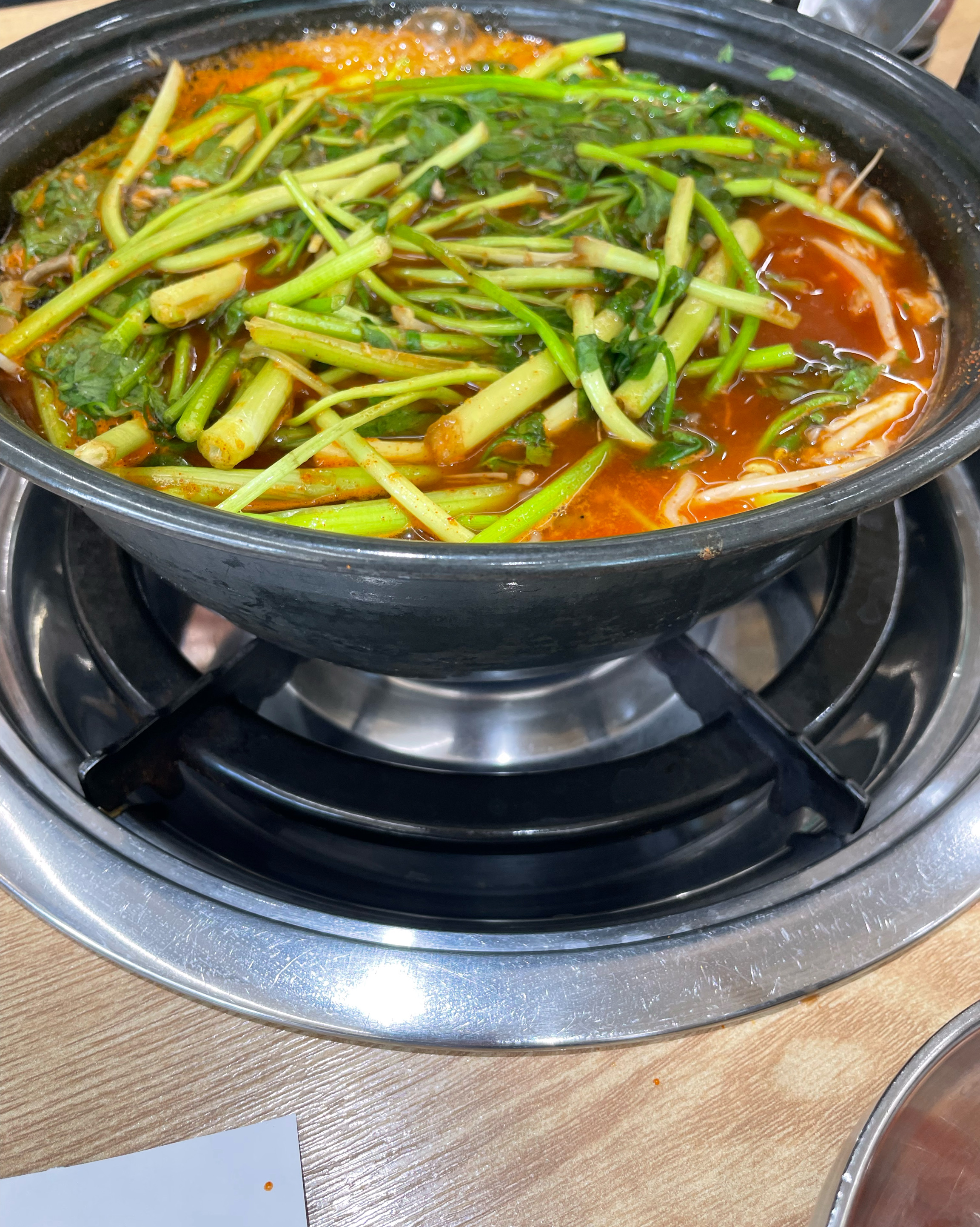 제 소울푸드예요 ㅎㅎ 항상 맛있고 직원분들도 친절하십니다! - 천호동 맛집 등촌샤브칼국수 천호점