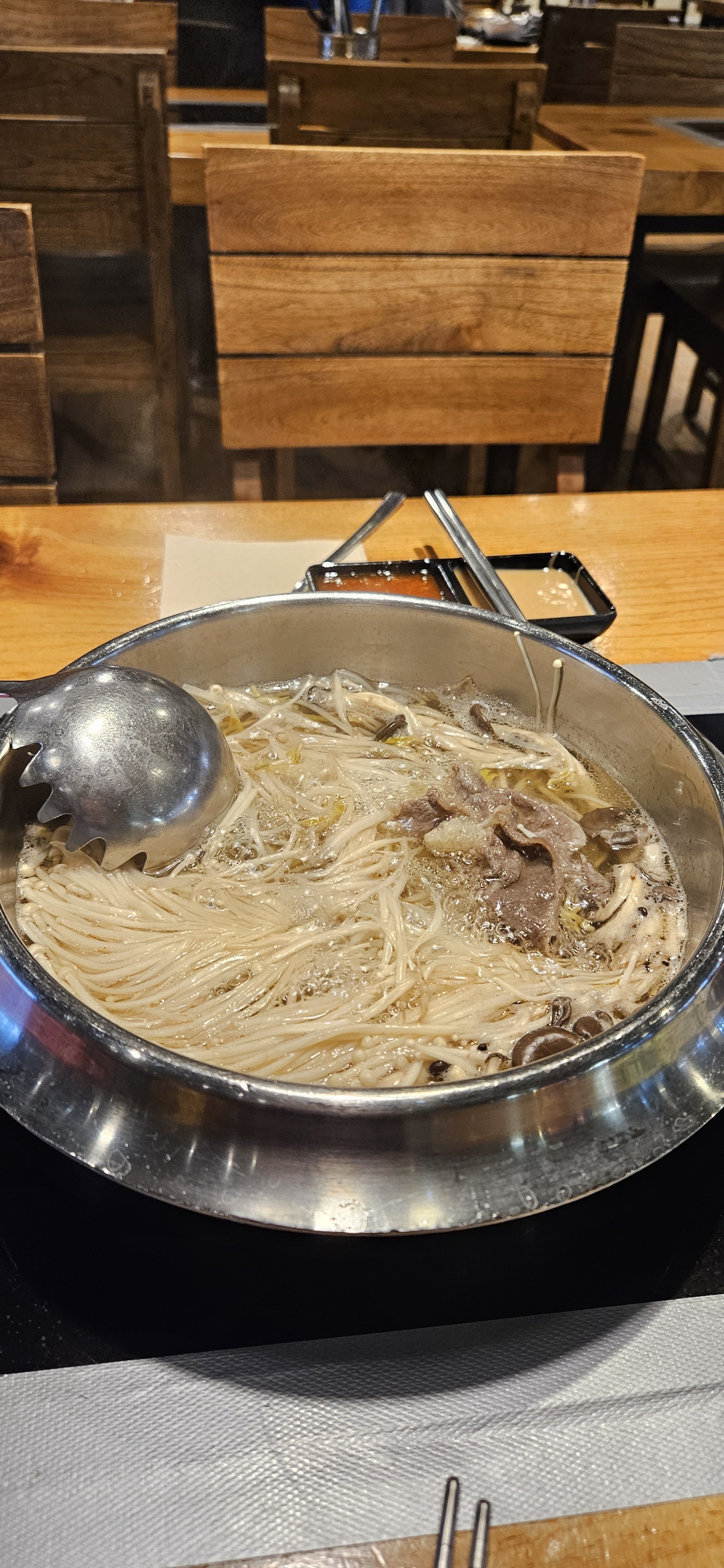 야채들이 신선하고 맛났습니다 셀프바에 음식들 종류가 다양하고 맛있었어요! - 천호동 맛집 가인채 홈플러스 강동점