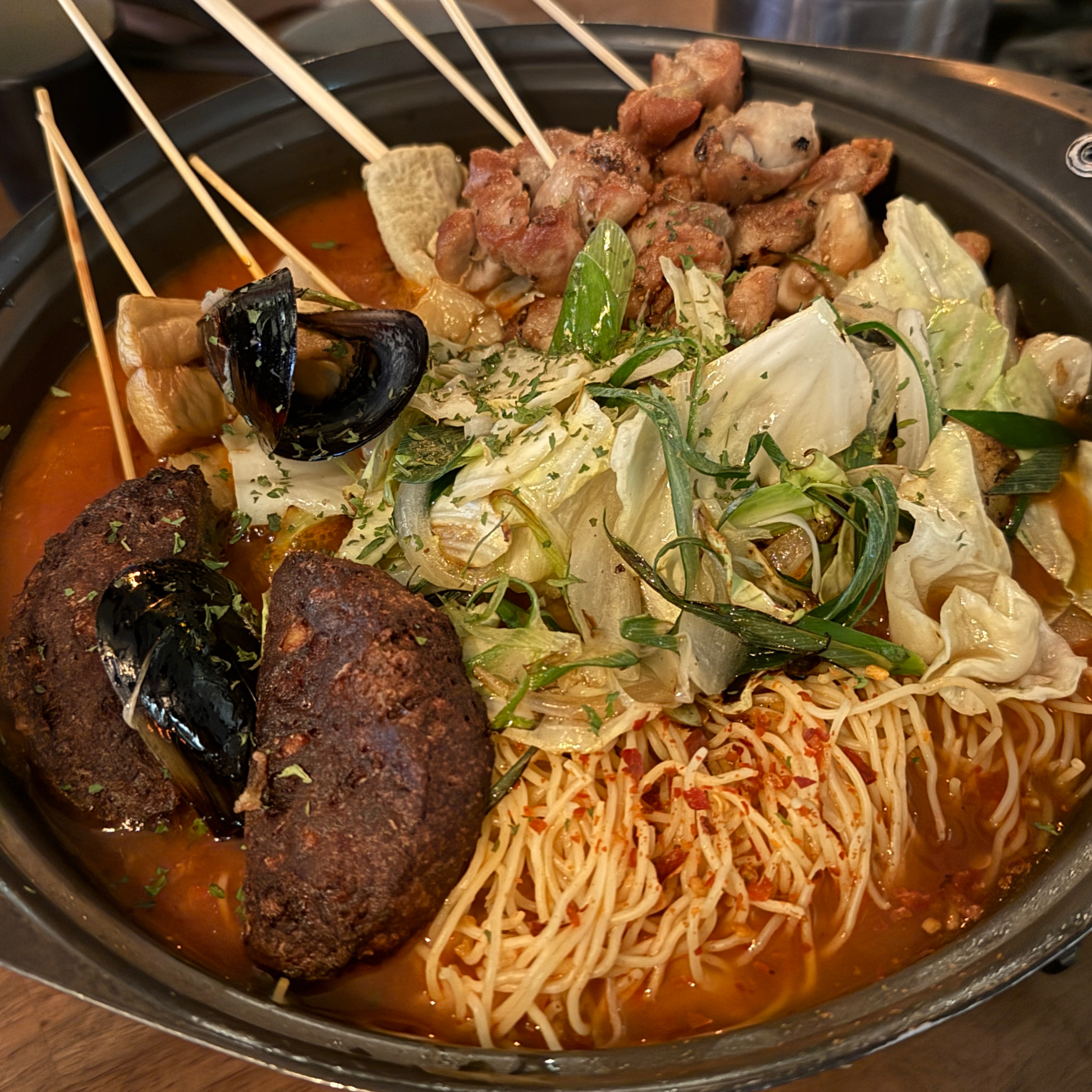 시그니처 메뉴 모리나베 강추! 닉값하는 맛이에요 술마시면서 죄책감 덜 느낄 건강한 토마토베