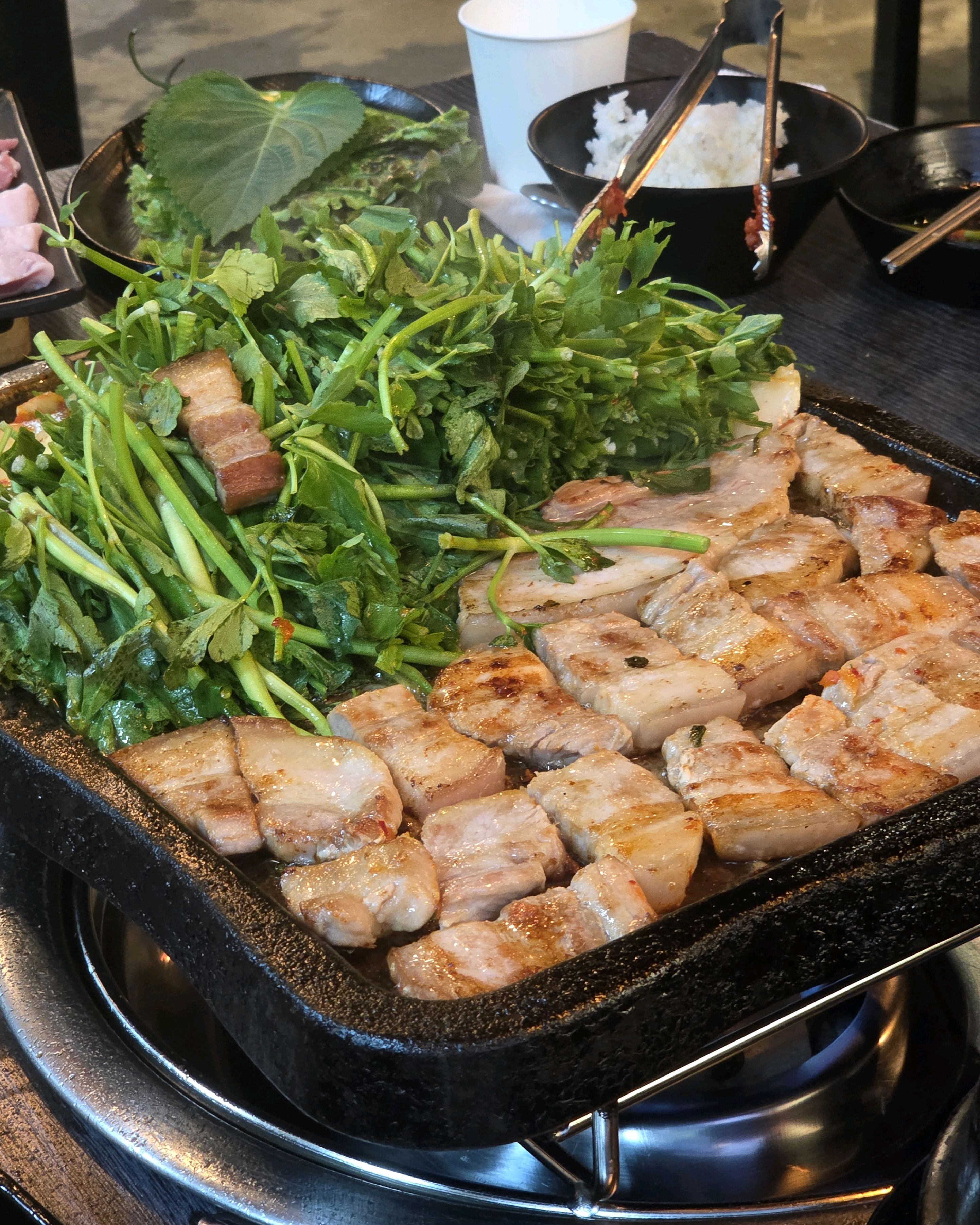 여의도에서 러닝하고 삼겹살 먹고 싶으면 여기만 와요. 지도에 저장해두고 오는 맛집!! 고기