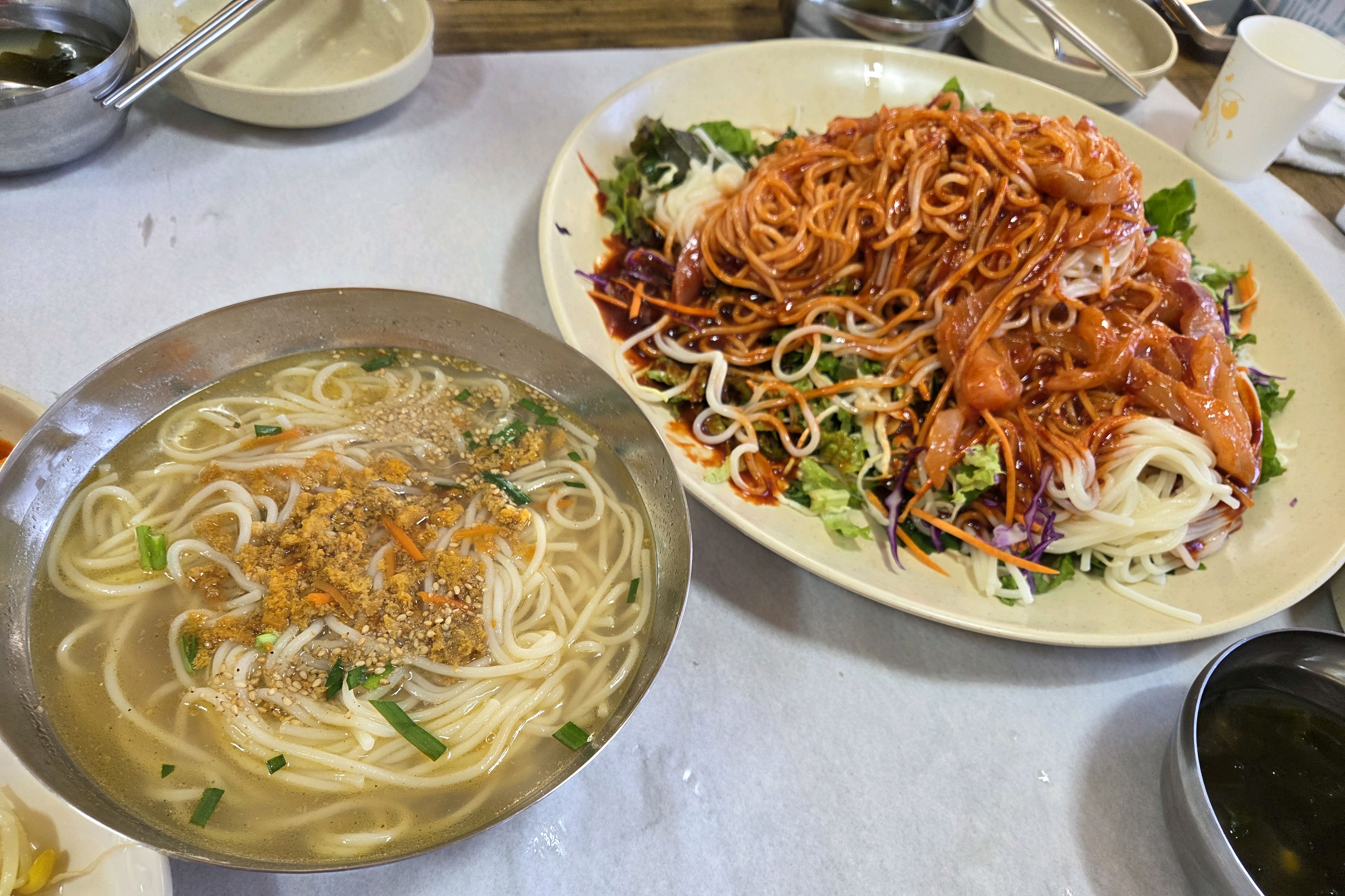 나들이 후 저녁은 회국수, 성게국수 - 제주 맛집 해녀촌