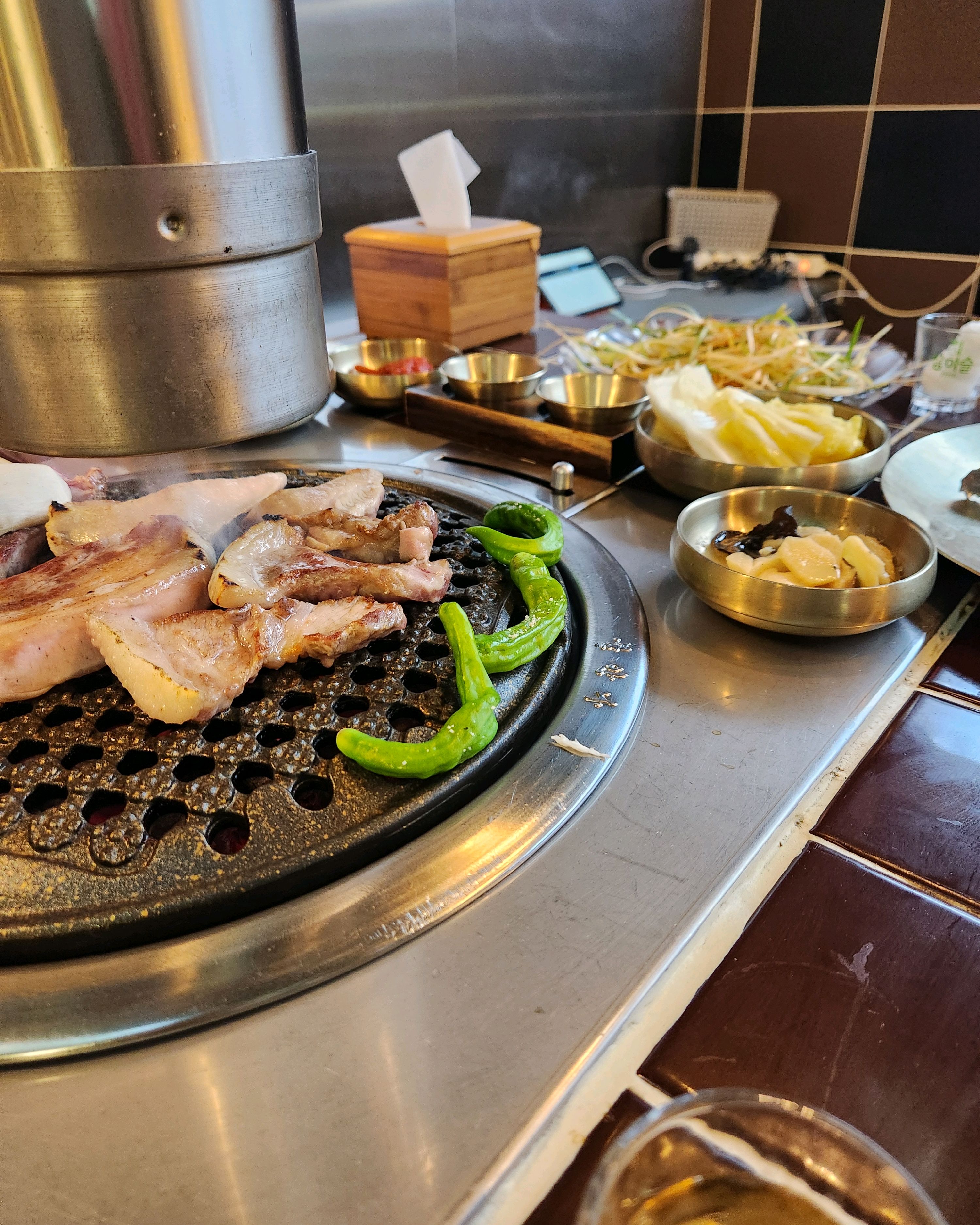 우연히 지나가다가 본 맛집 컨셉도 독특해서 신기한 마음으로 왔는데 사장님도 너무친절하시고
