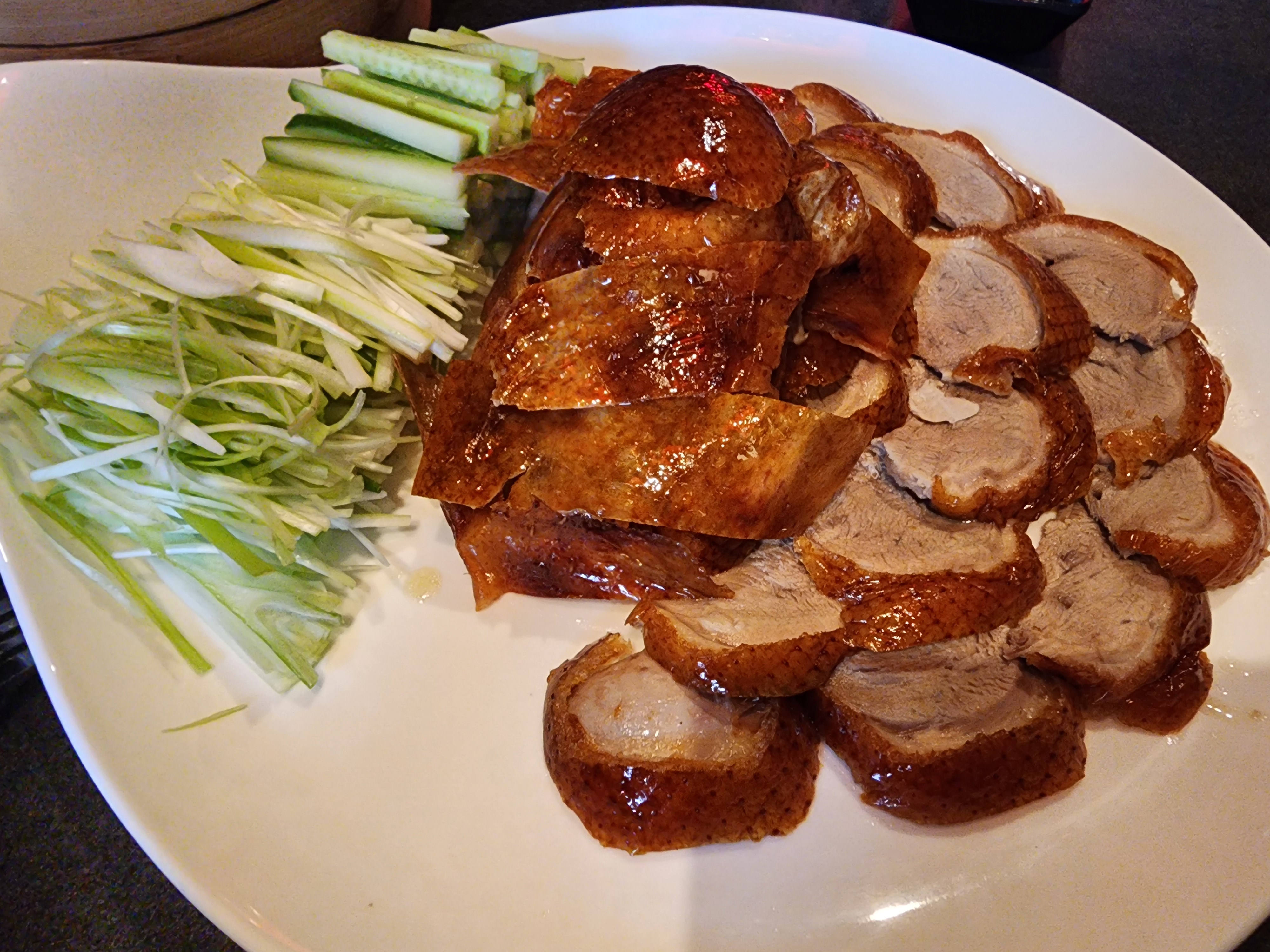 베이징덕 처음 먹어봤는데 그 매력에 빠지게 된 곳이에요. - 불당동 맛집 유지경성