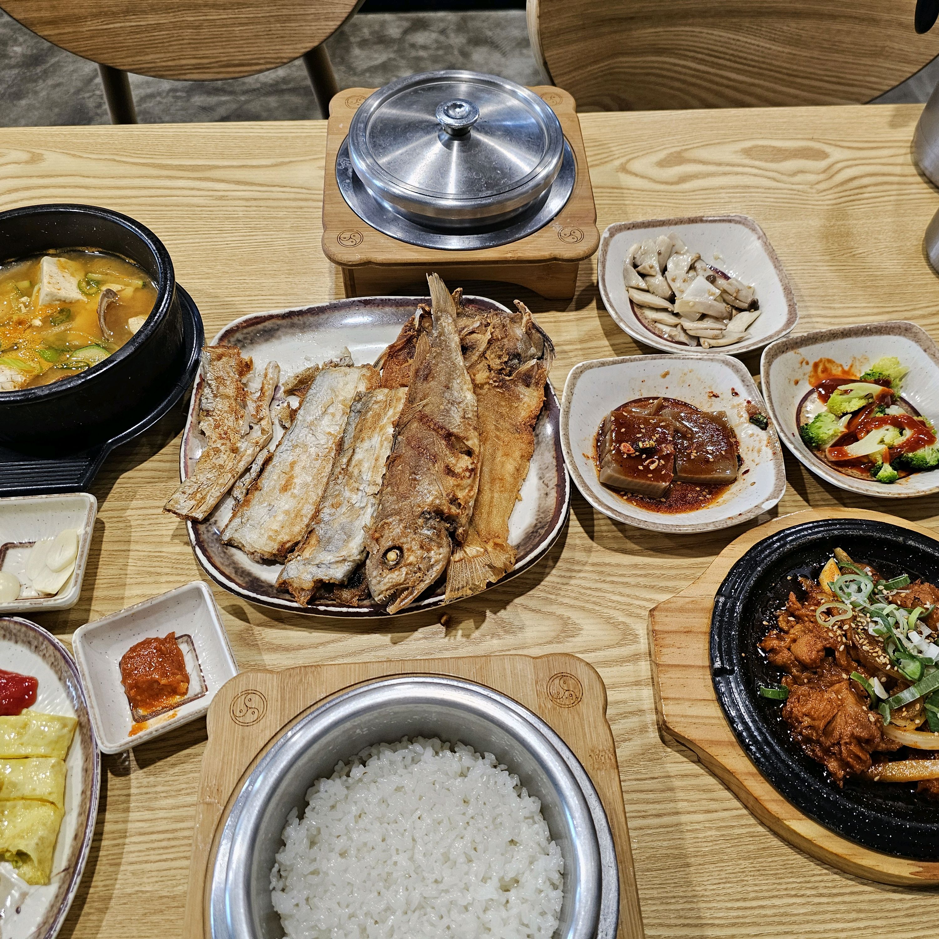 소문듣고 왔어요.. 어제는 왔는데 대기가 있어서 오늘 다시도전! 오늘은 일찍와서 바로 입