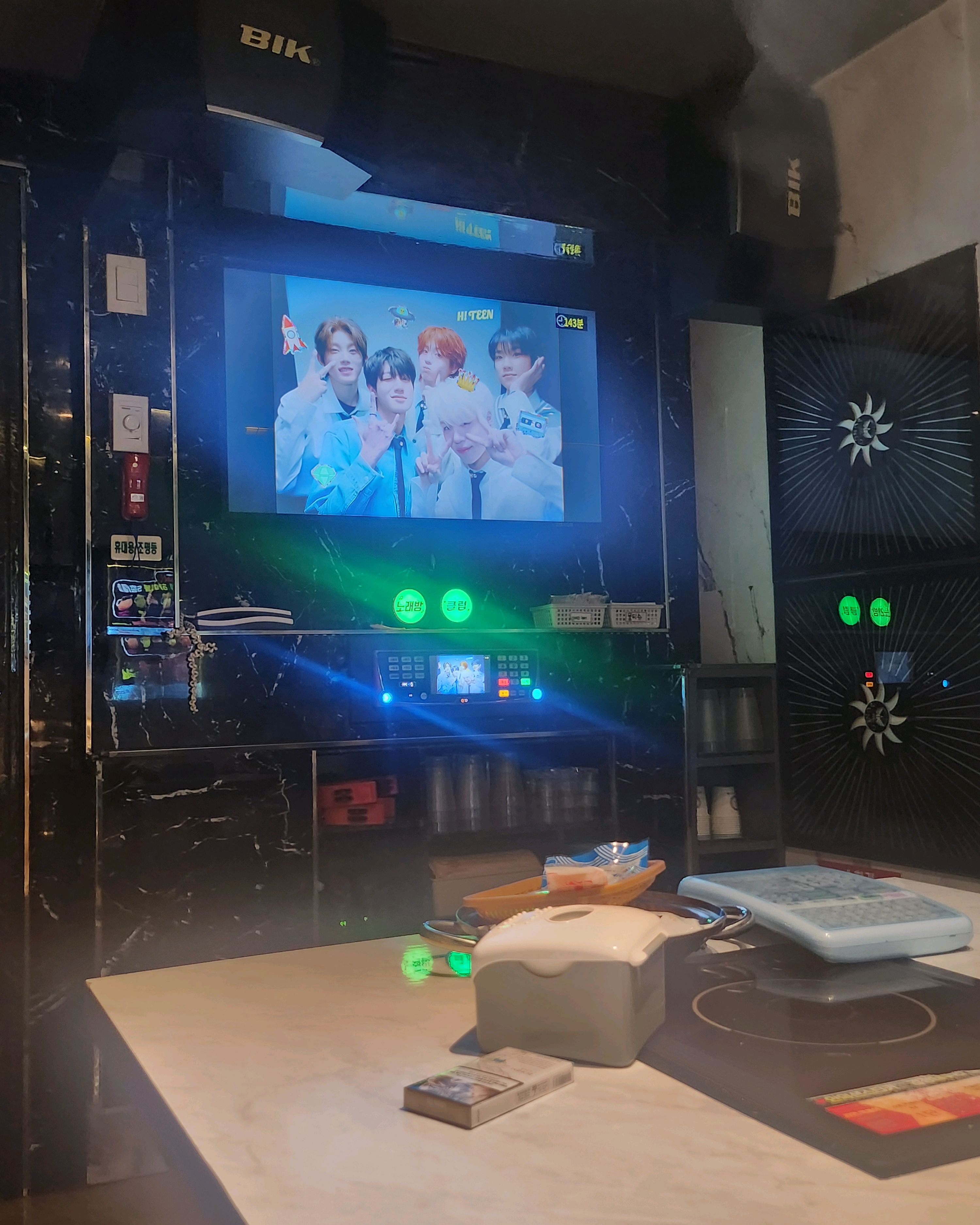 넓고 노래부르면서 술마시기 너무 좋은 것 같아요! - 천호동 맛집 준코 천호점