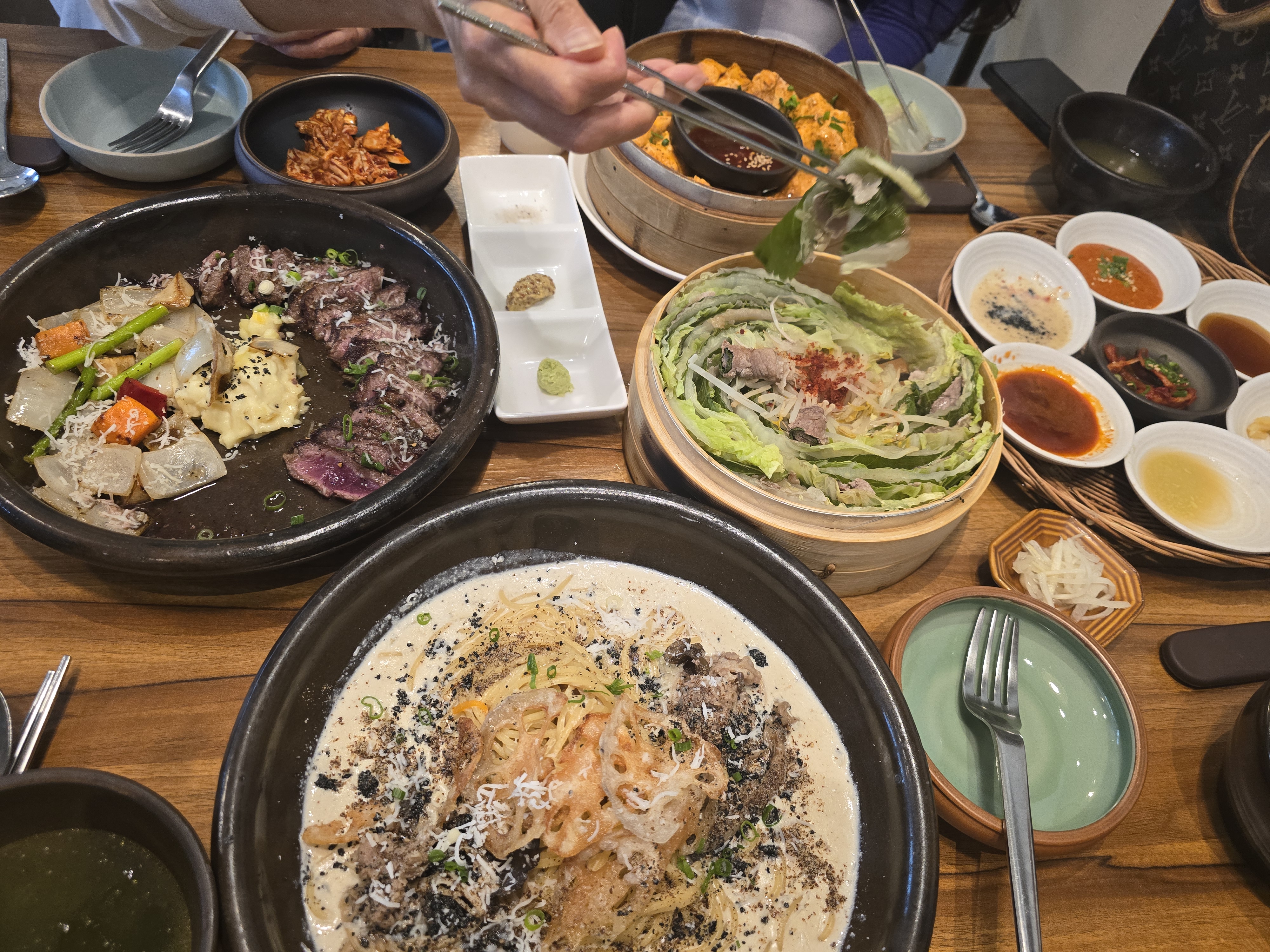 갈비스테이크, 온기가득 닭찜과 채소찜, - 불당동 맛집 일이이사