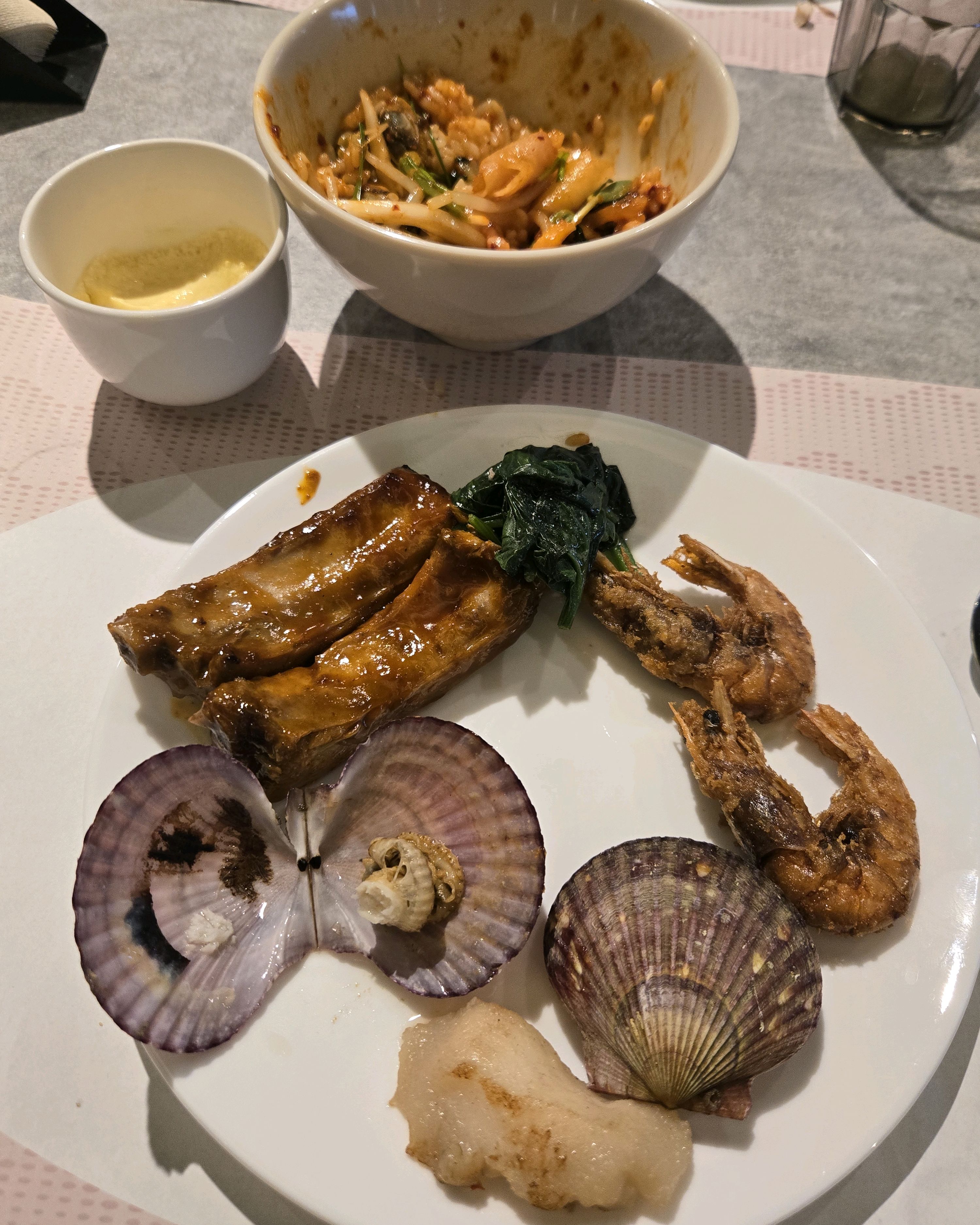 오픈한지 얼마 되지않아서 매장은 깨끗하고 좋았어요. 메뉴구성은 좀 아쉬었어요. 예전의 빕스